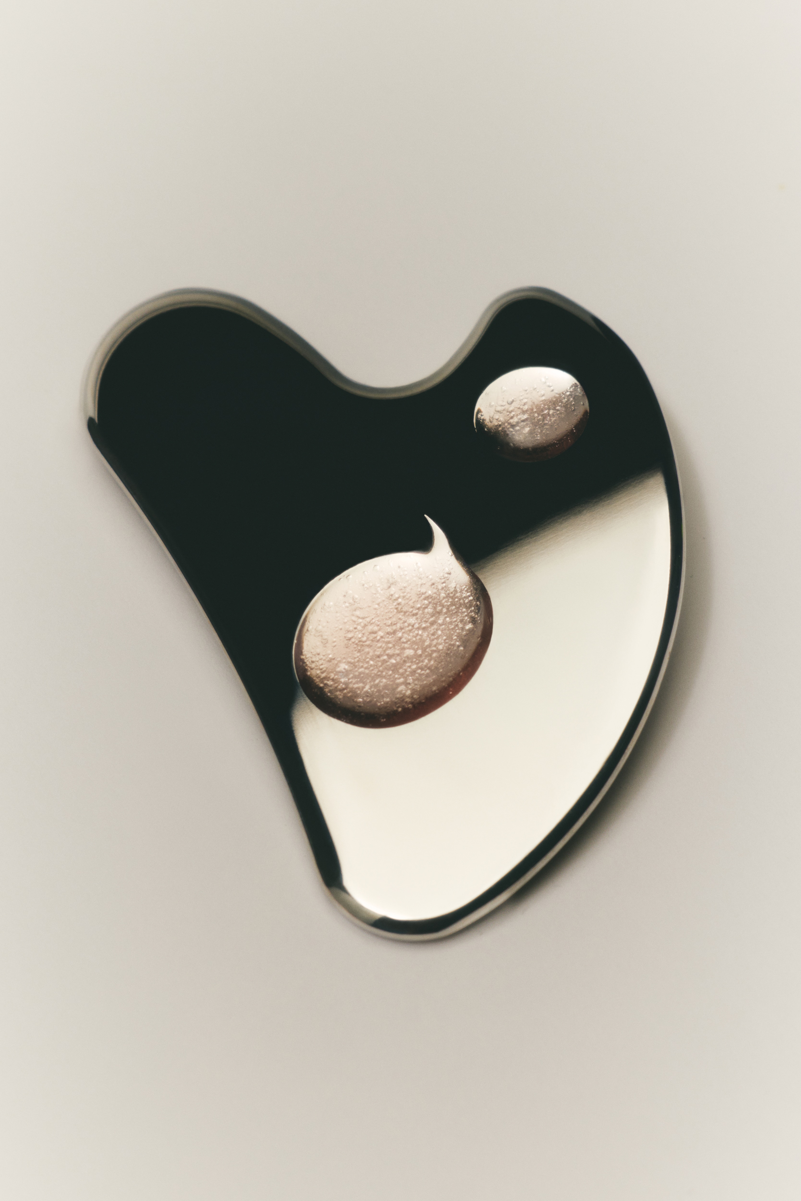 Gua Sha eszköz - Ezüstszínű