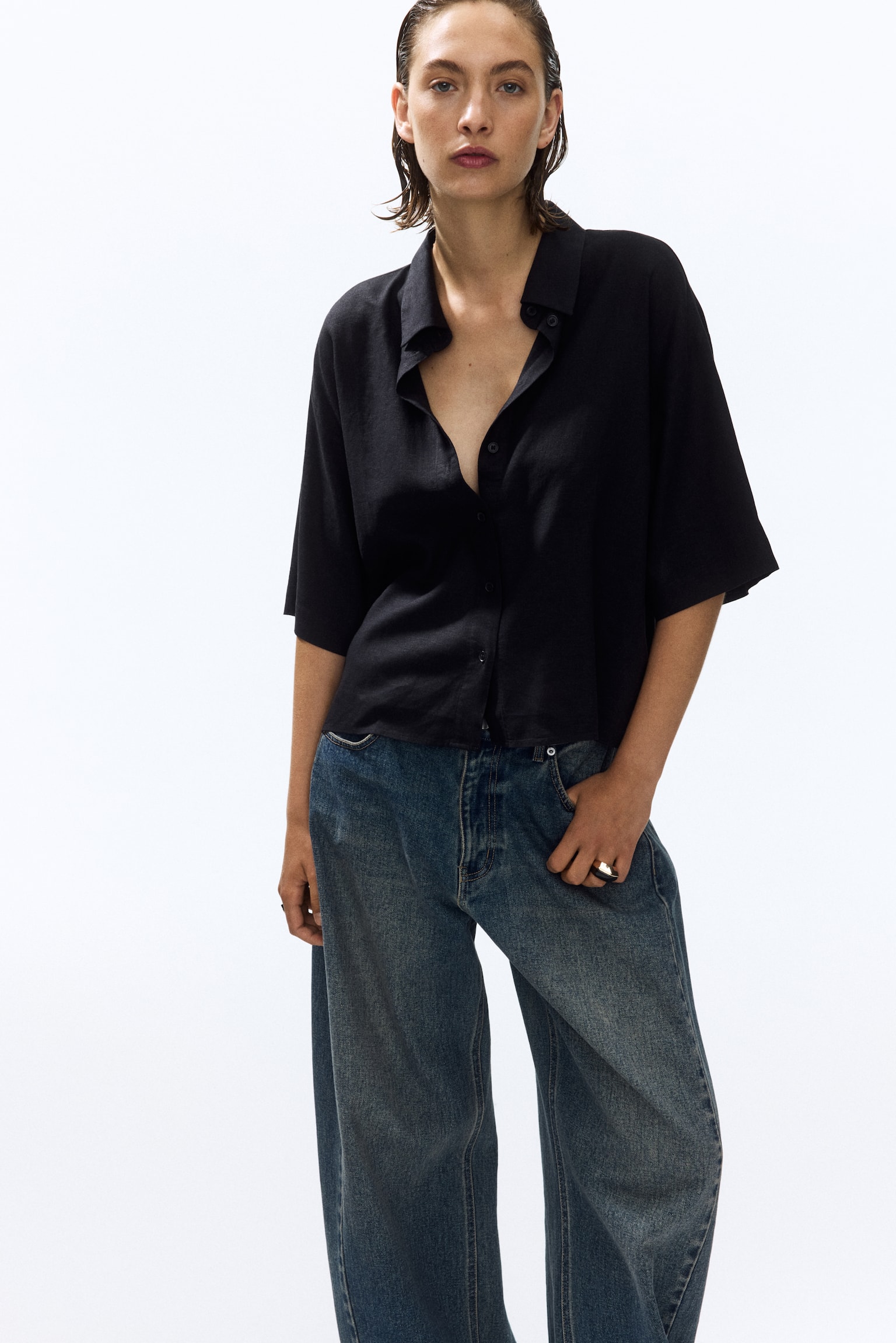 Женская рубашка H&M Oversized Linen-Blend, цвет: Чёрный — фото 3
