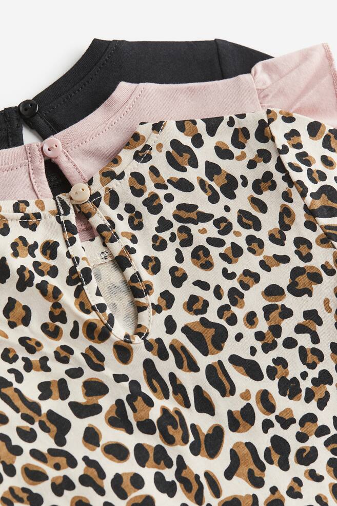 3-pack cotton jersey tops - Light beige/Leopard print/Pink/Floral/Dusty green/Floral/Dark pink/Squirrel/dc - 2