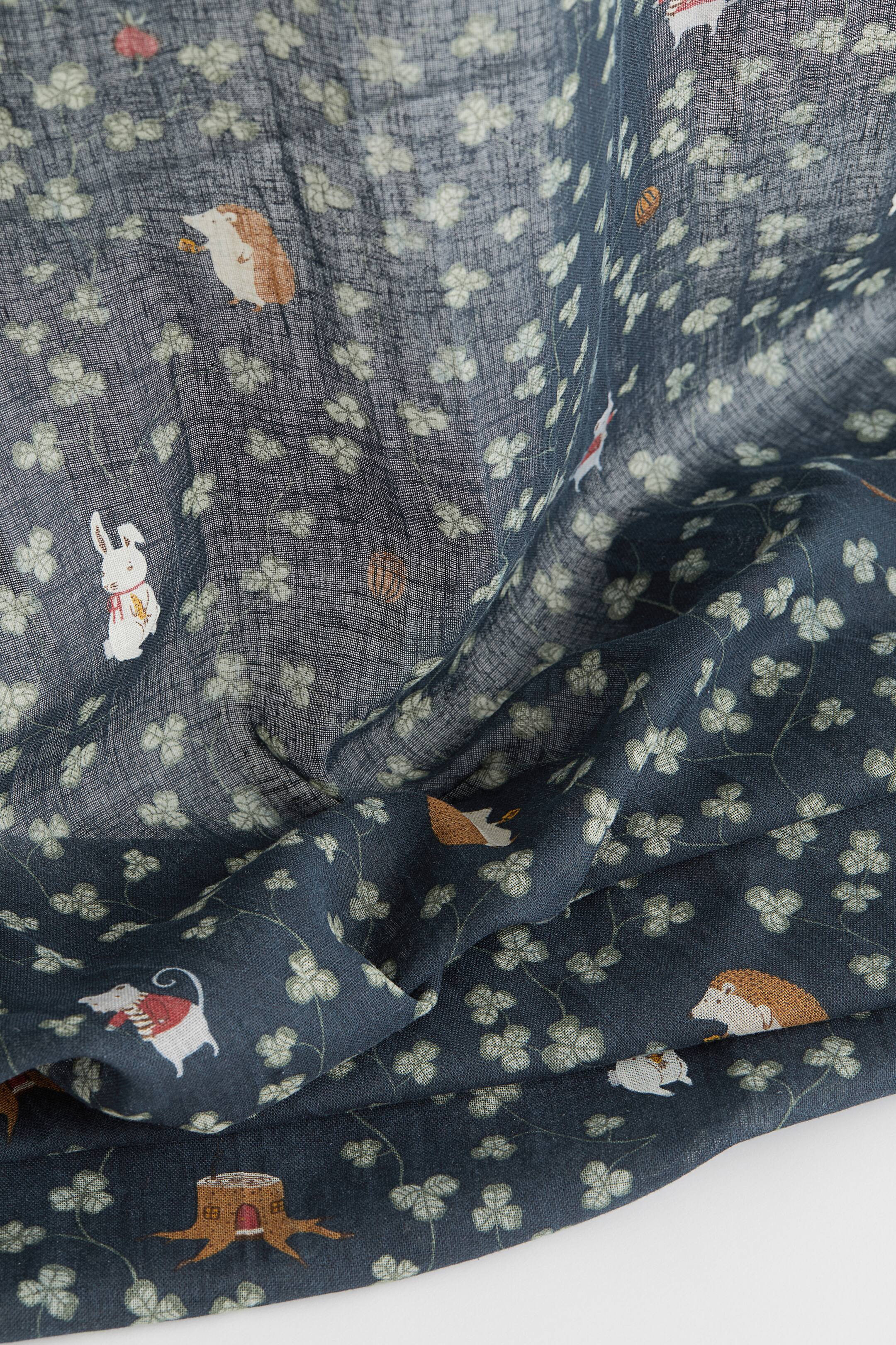 拡大画像を表示: リネンブレンドカーテン 1枚入り - ダークブルー／クローバー - Home All | H&M JP 4