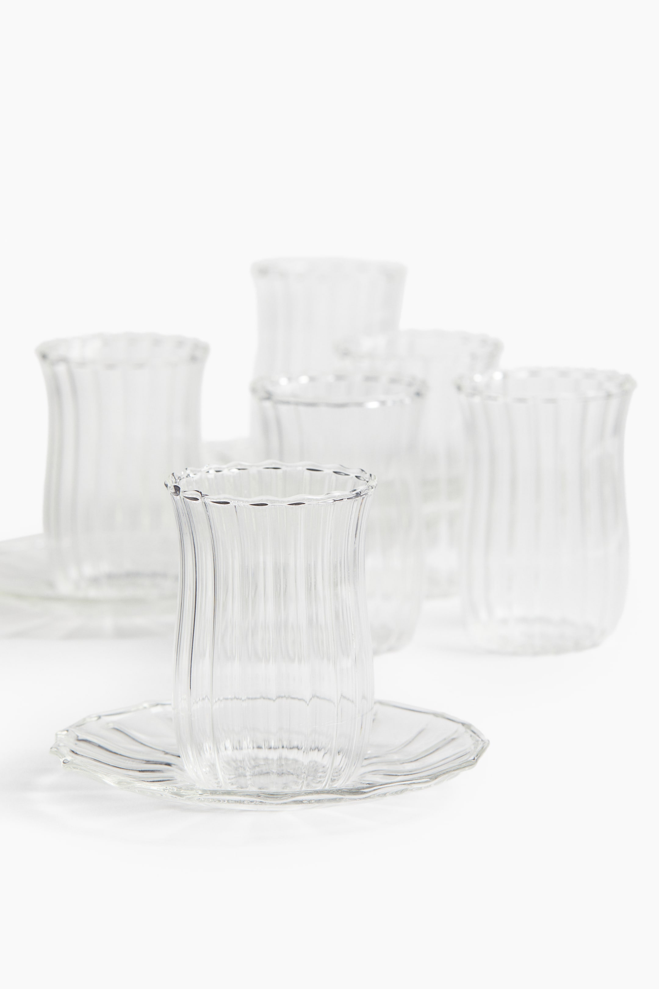 Ampliar la imagen: 6-pack tea glasses with saucers - Transparente - Home All | H&M MX 2