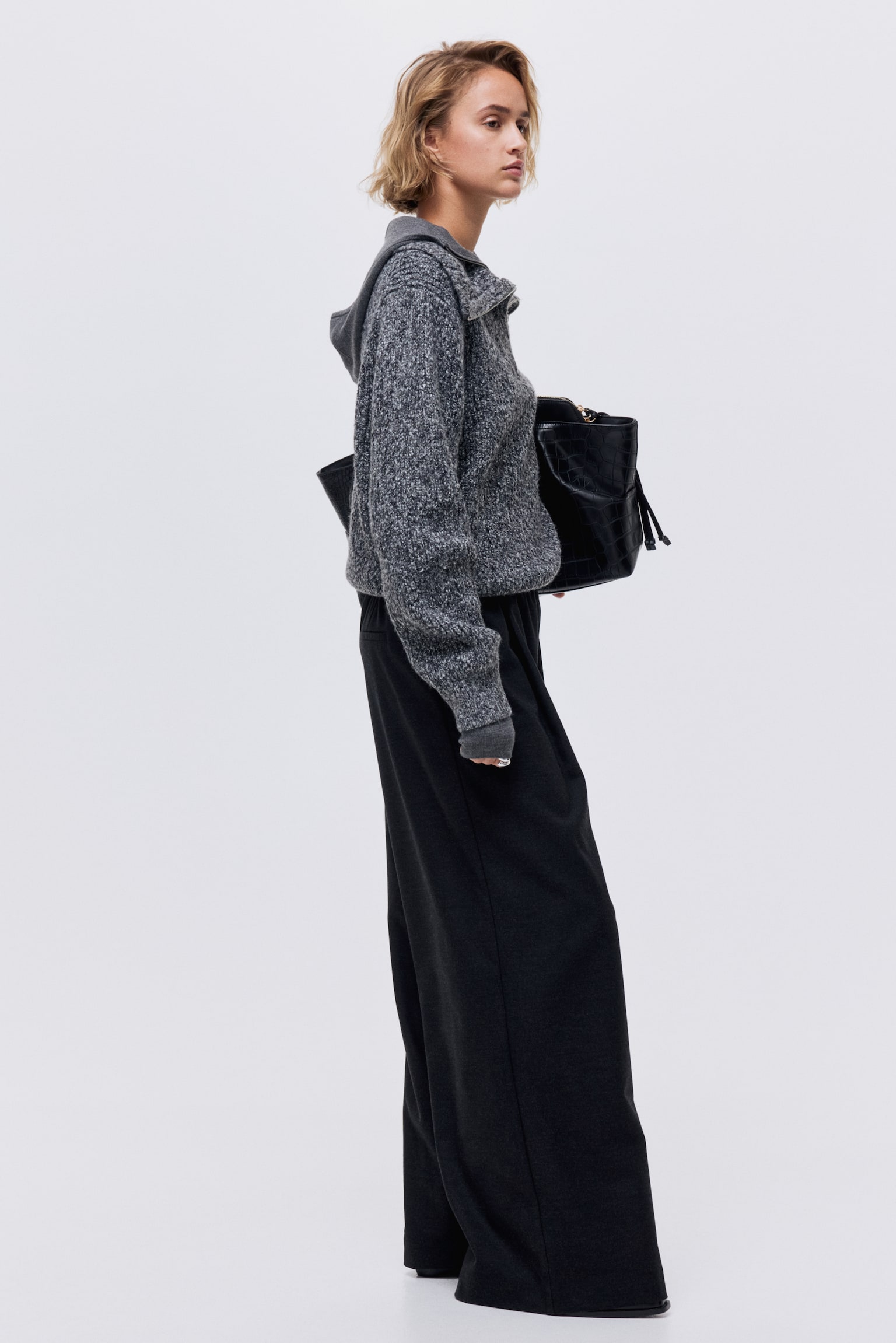 Wide pull-on trousers - Dark grey/Beige/Dark brown/Pinstriped - 4