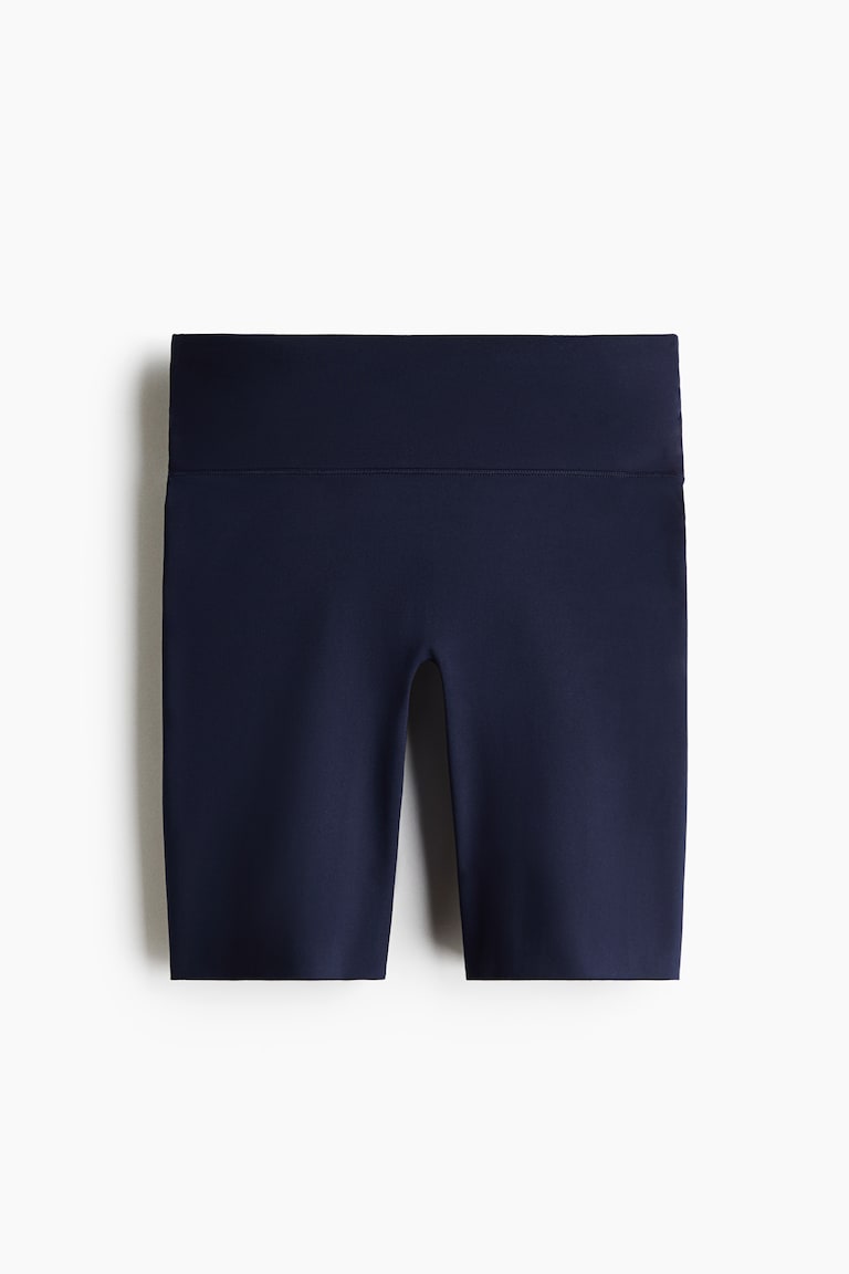 Sports cycling shorts with SoftMove™