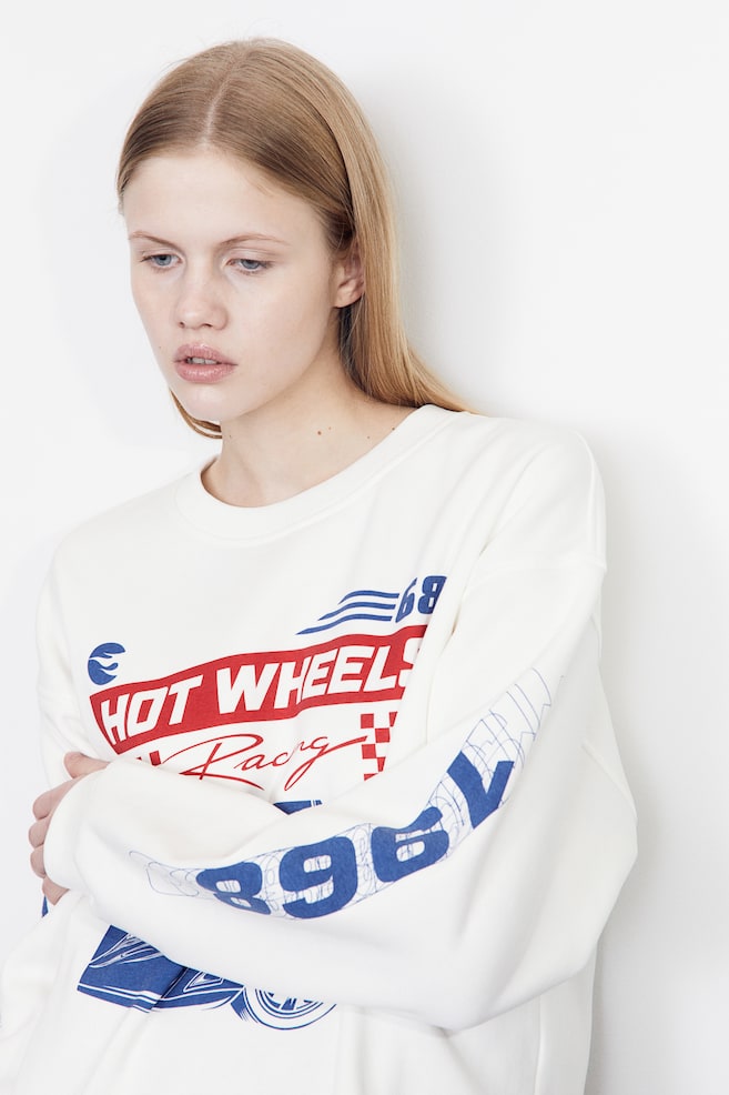 Sweatshirt med trykk - Cream/Hot Wheels/Lys rosa/Berkeley University/Sort/Blondie/Lys lilla/Fleetwood Mac/dc/dc/dc/dc/dc/dc - 3