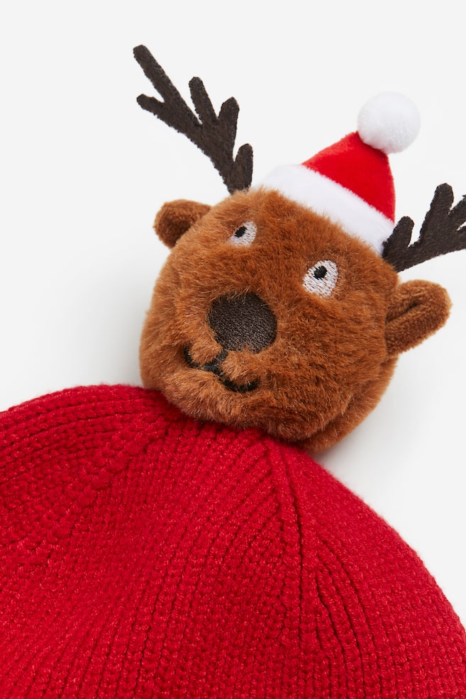 Pompom hat - Red/Reindeer/Green/Polar bear - 2