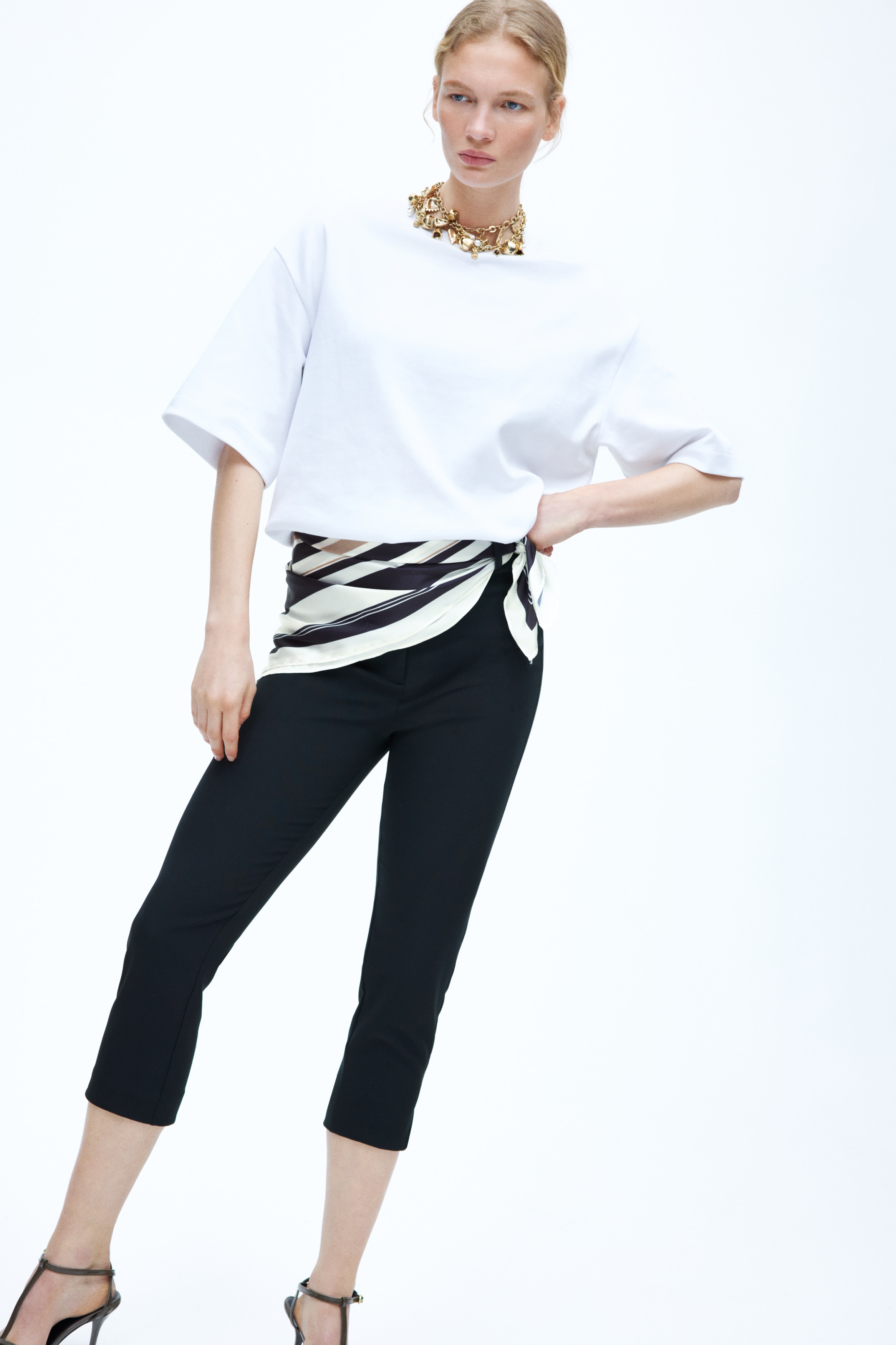 Capribroek met sjaal - Zwart