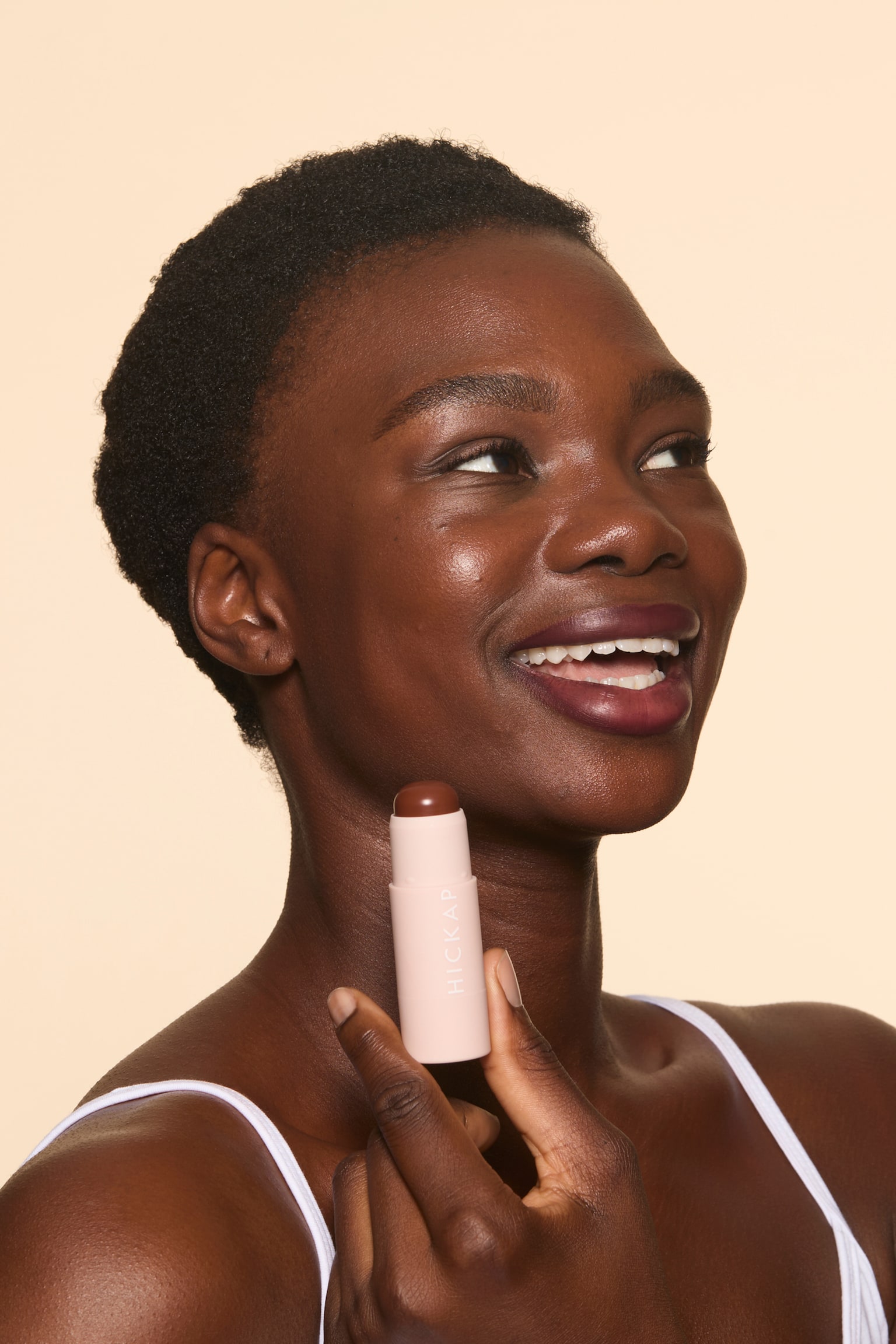 The Wonder Base - Foundation Stick - 6c Espresso/1w Cottton/1c Porcelain/2w Natural/2c Champagne/3w Buff/3c Ivory/4w Golden/4c Cool Honey/5w Almond/5c Amber/6w Walnut - 3