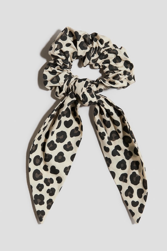 Patterned Cotton Scrunchie - Light beige/leopard print - 1