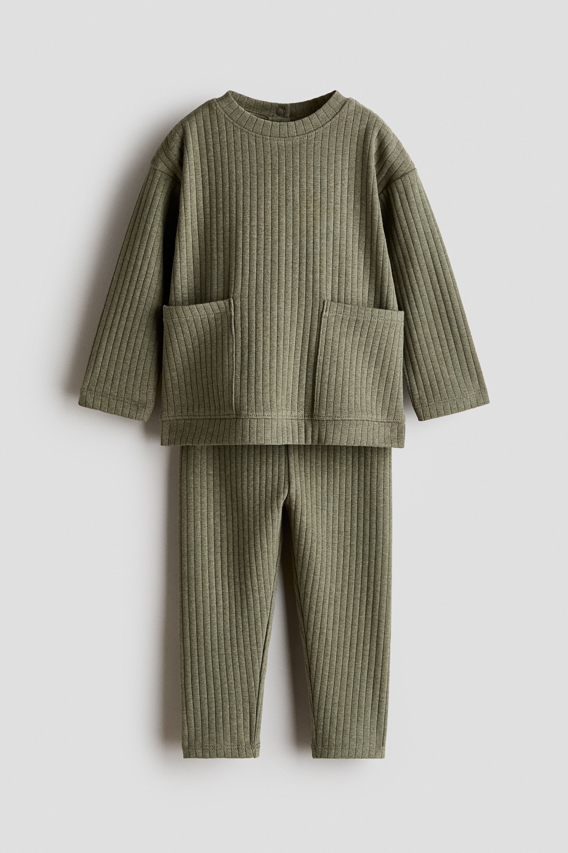 2-piece ribbed cotton setModel