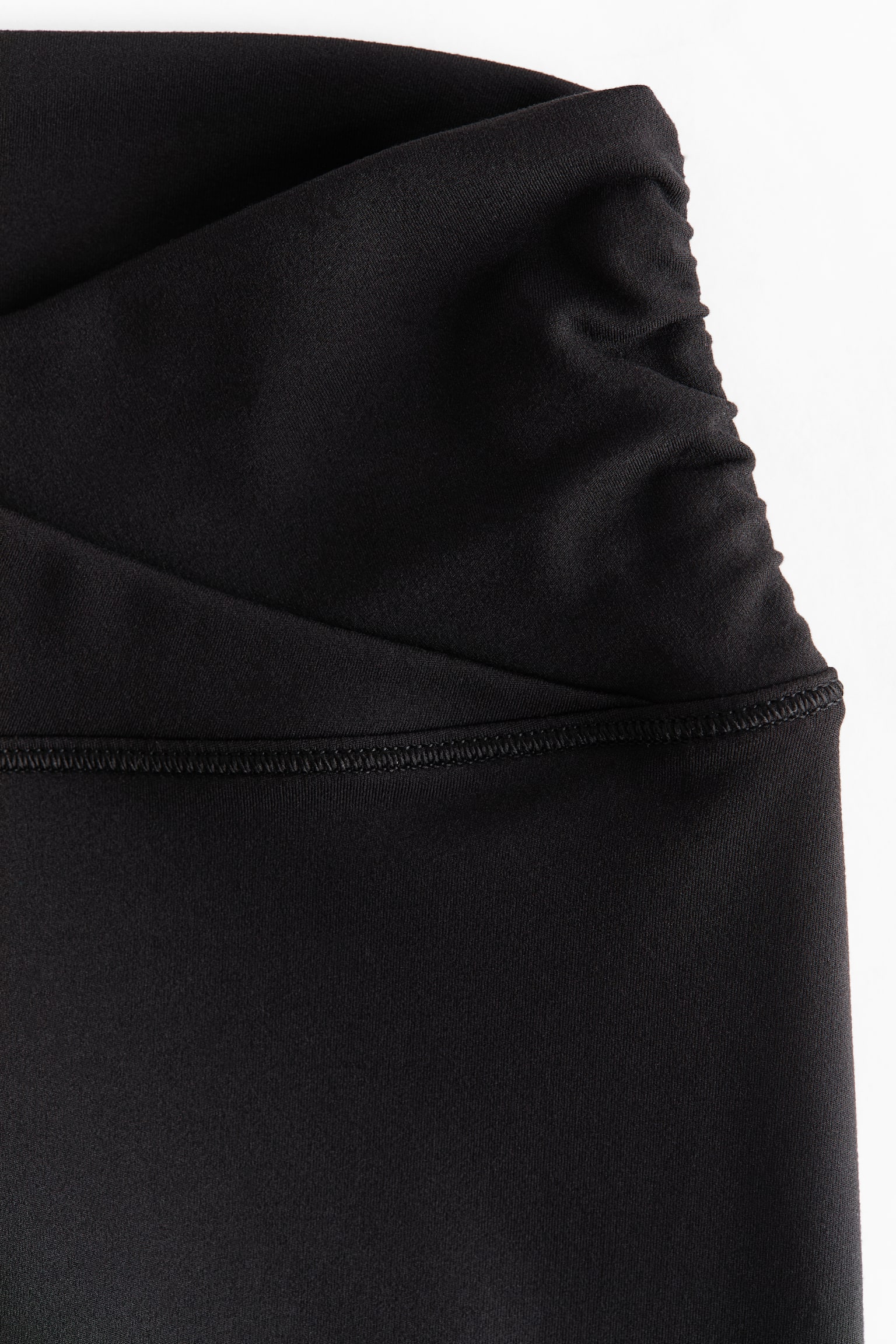 Детские леггинсы H&M Flared Sports Leggings with SoftMove™, цвет: Чёрный — фото 2