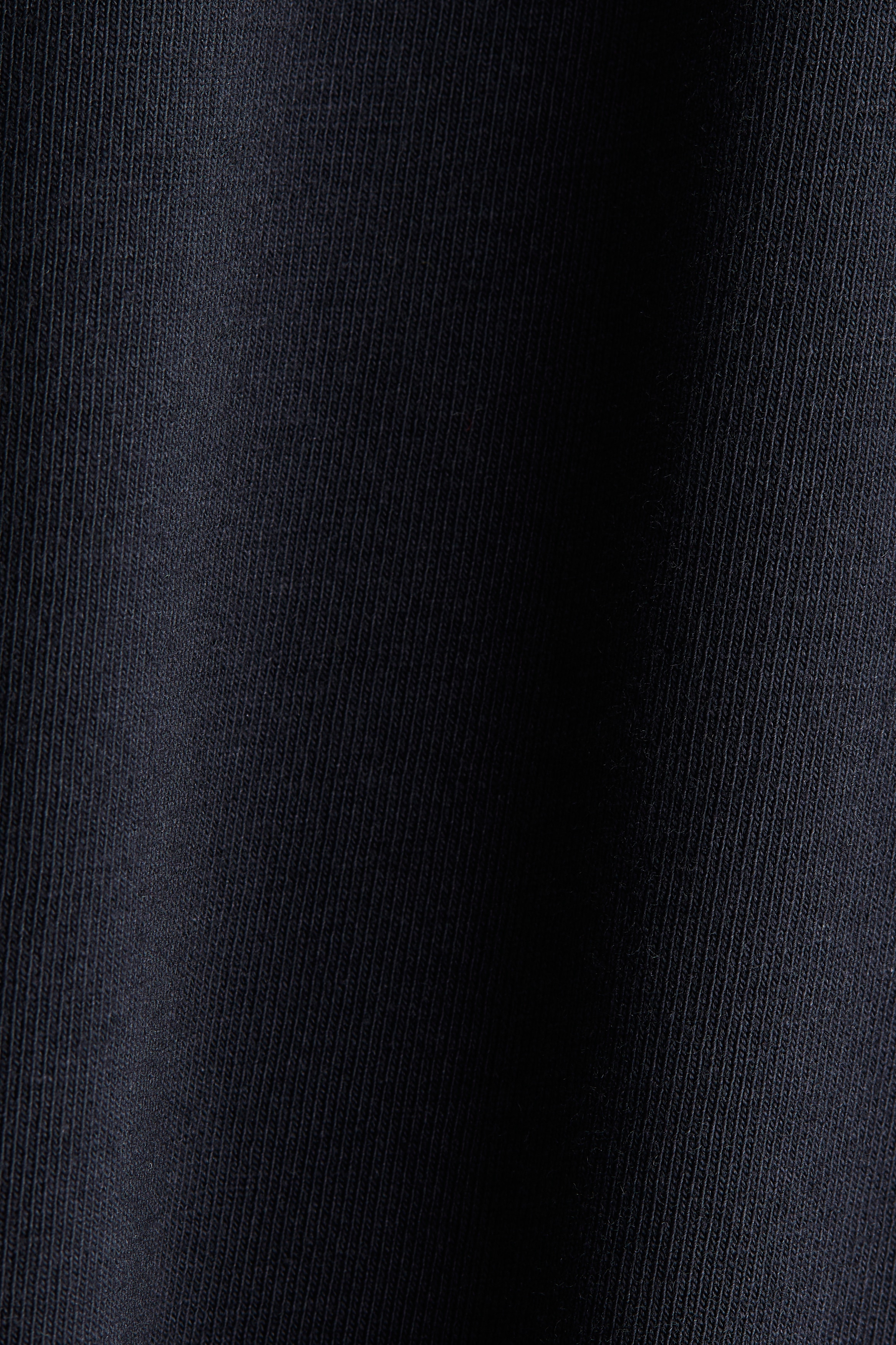 Fitted cotton top