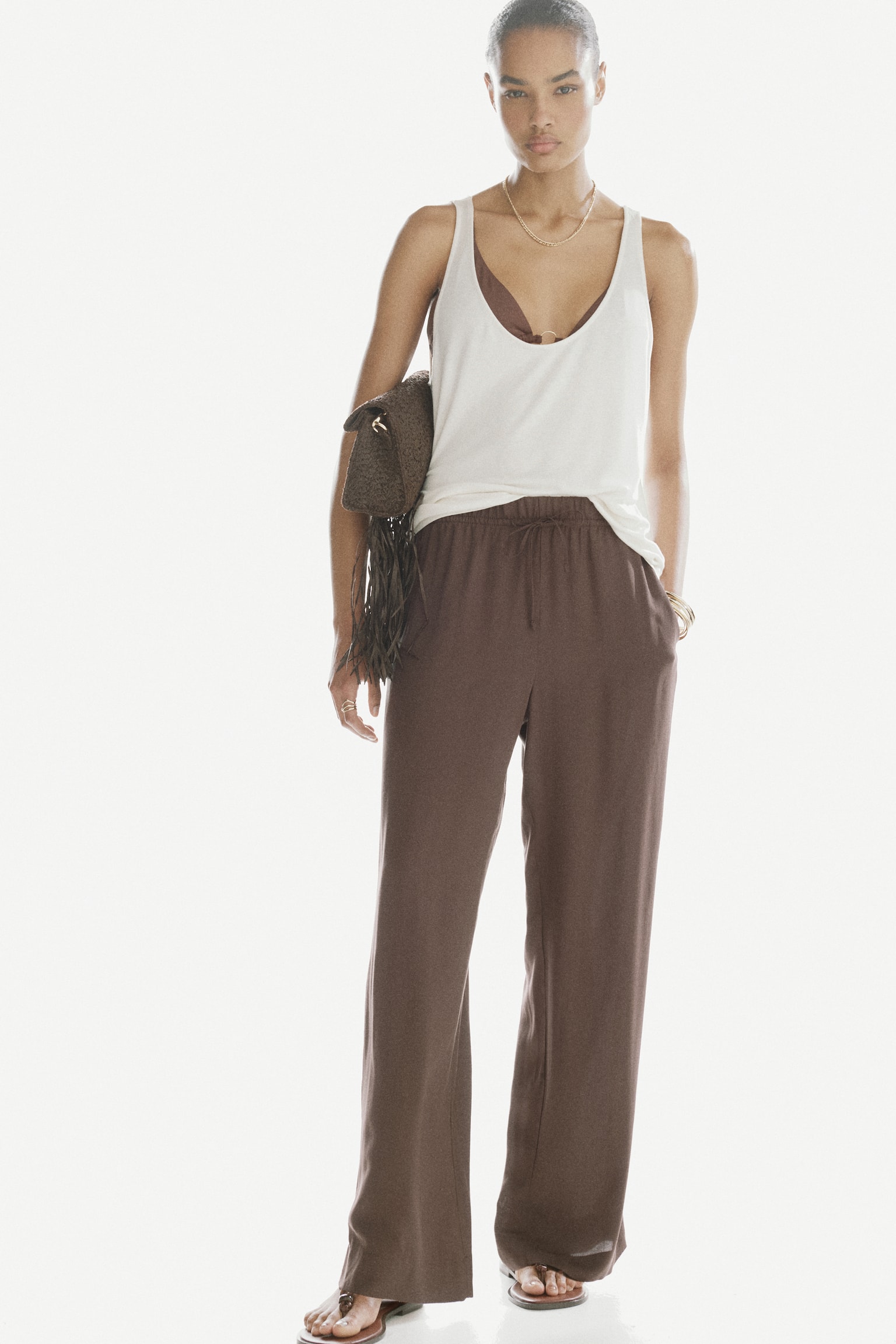 Wide pull-on trousers - Dark brown/Brown/Olive green/Dark beige/Leopard print/Red/Paisley pattern/Black/Cream/Black patterned/Dark green - 1