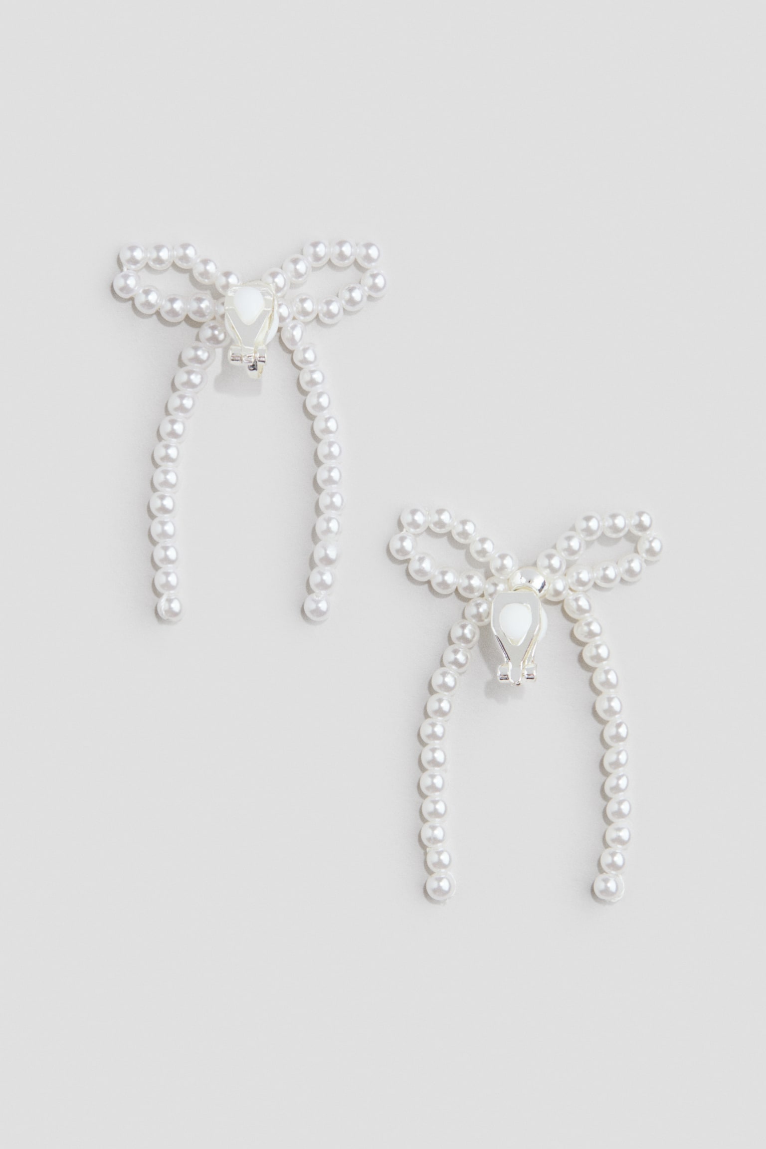 Sløjfeformede clipsøreringe - Hvid - 2