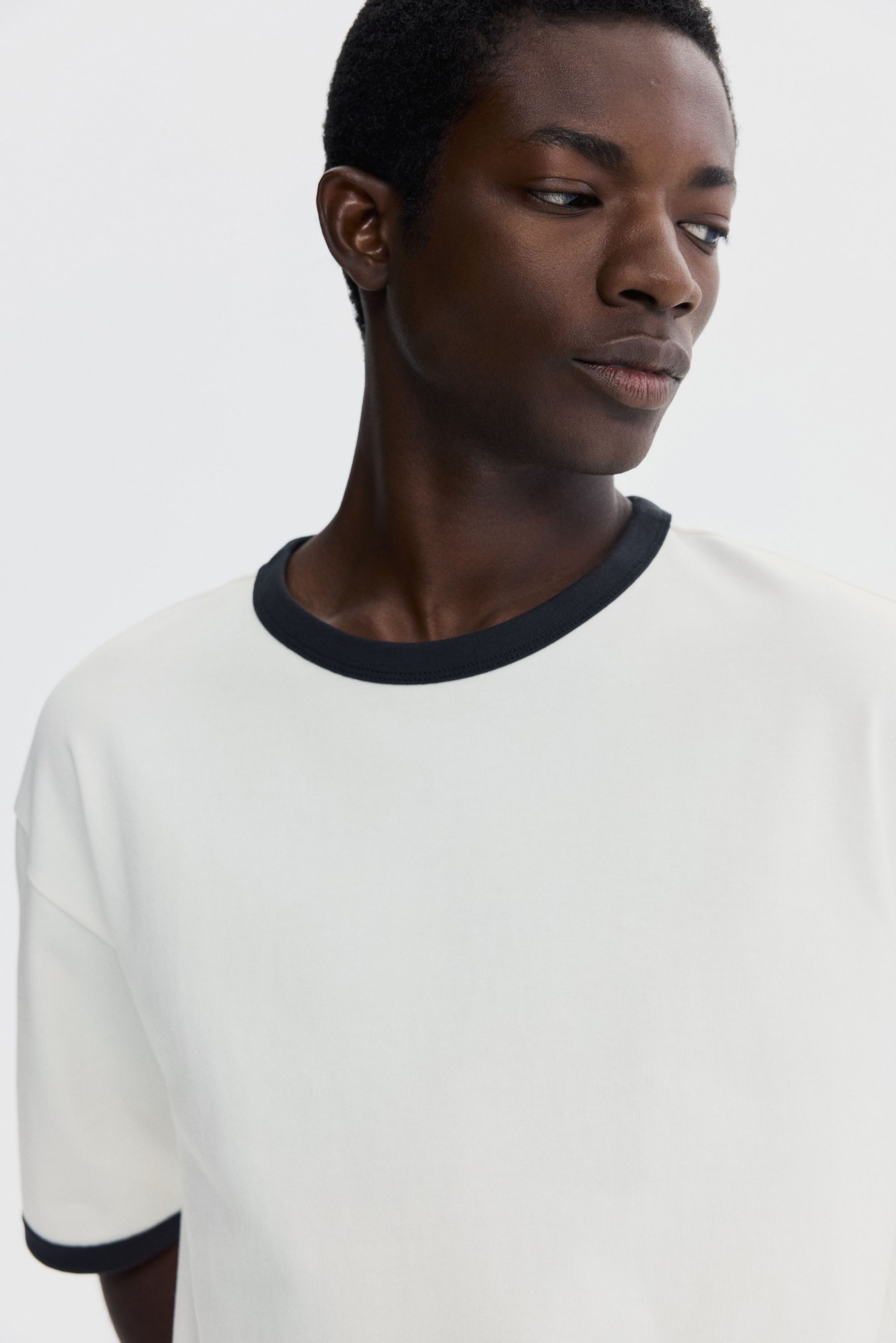 Мужские футболки H&M Loose-Fit Boxy T-Shirt — фото 3