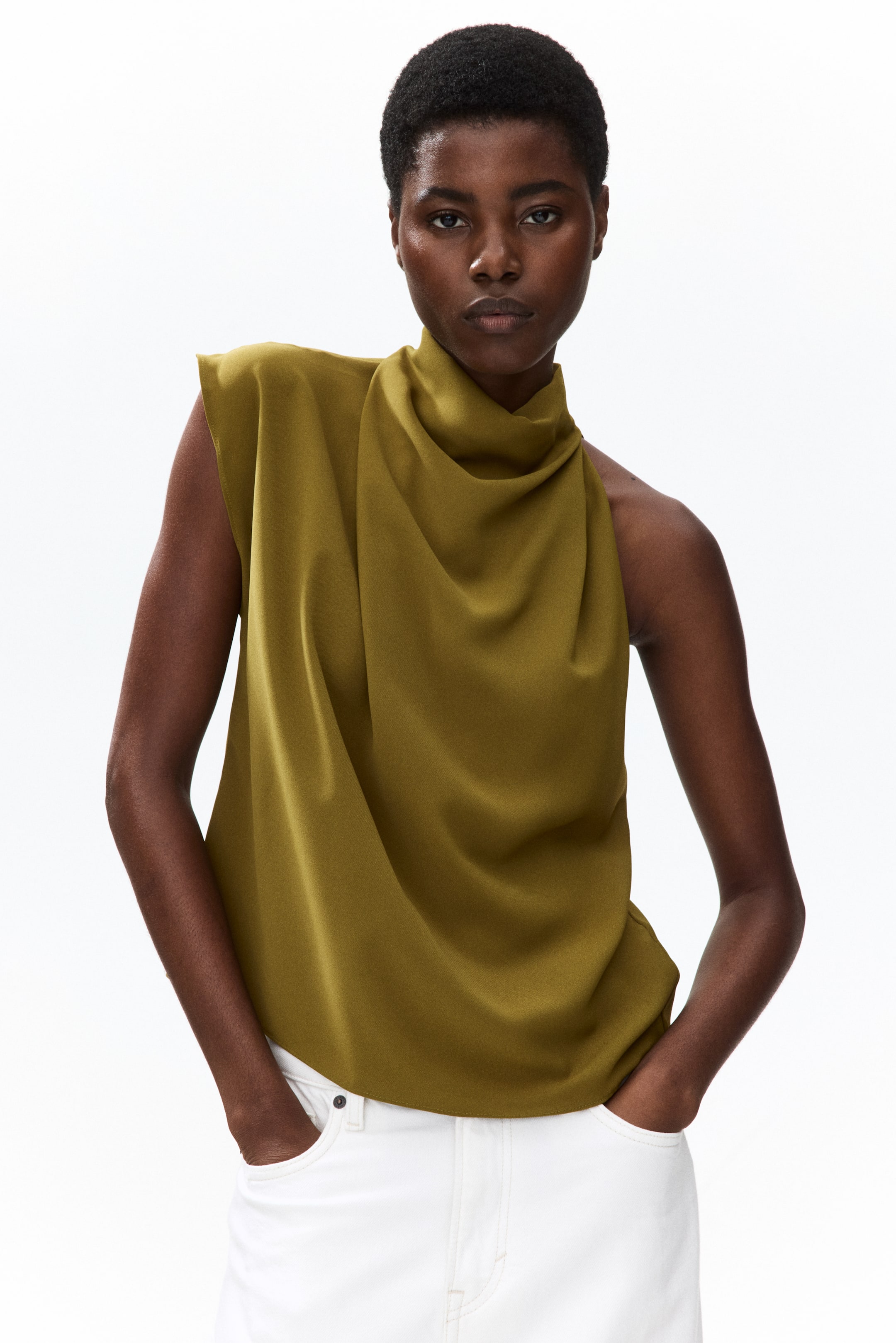 Haut asymétrique à effet drapé