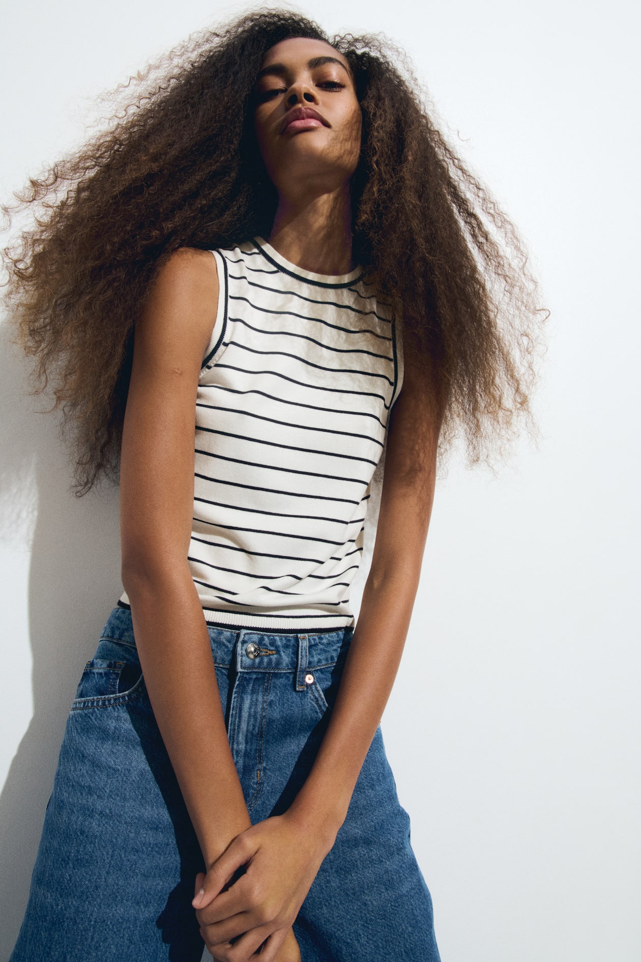 Fine-Knit Sweater Vest - image 5