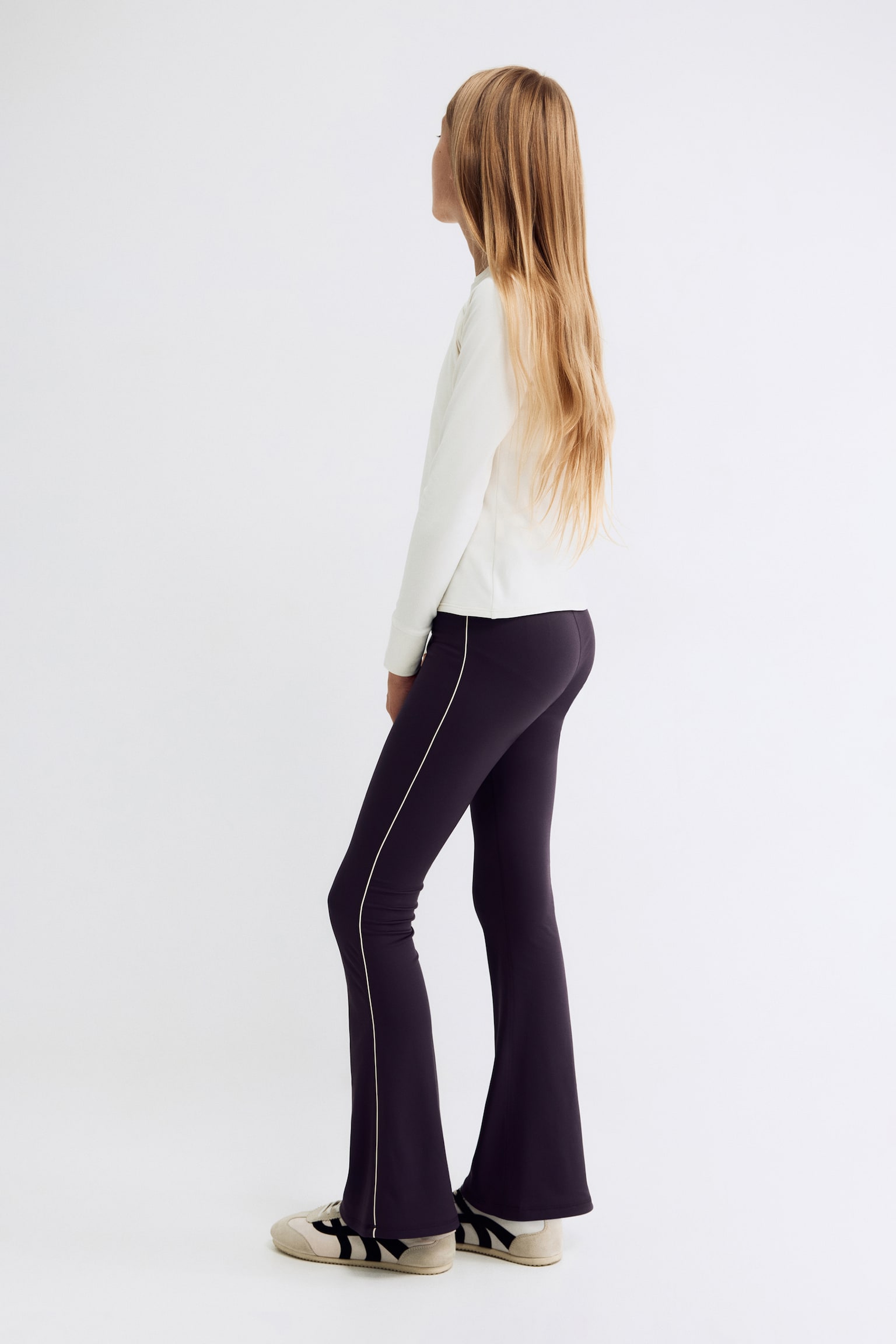 Детские леггинсы H&M Move Flared Sports with DryMove™, цвет: Сливовый / Белый — фото 5