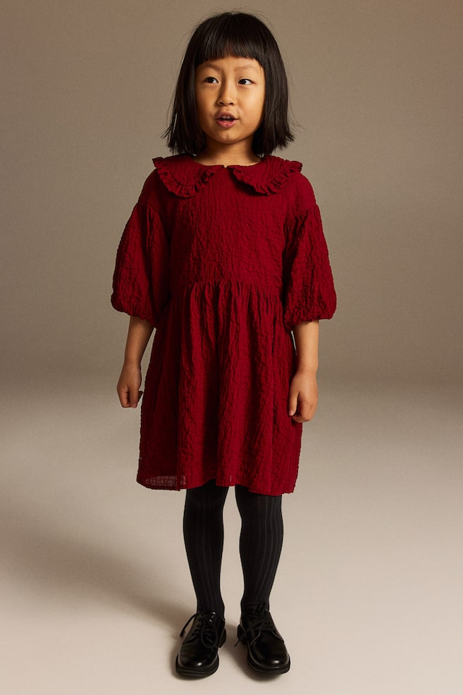 Kleid mit Kragen - Rot/Cremefarben - 1