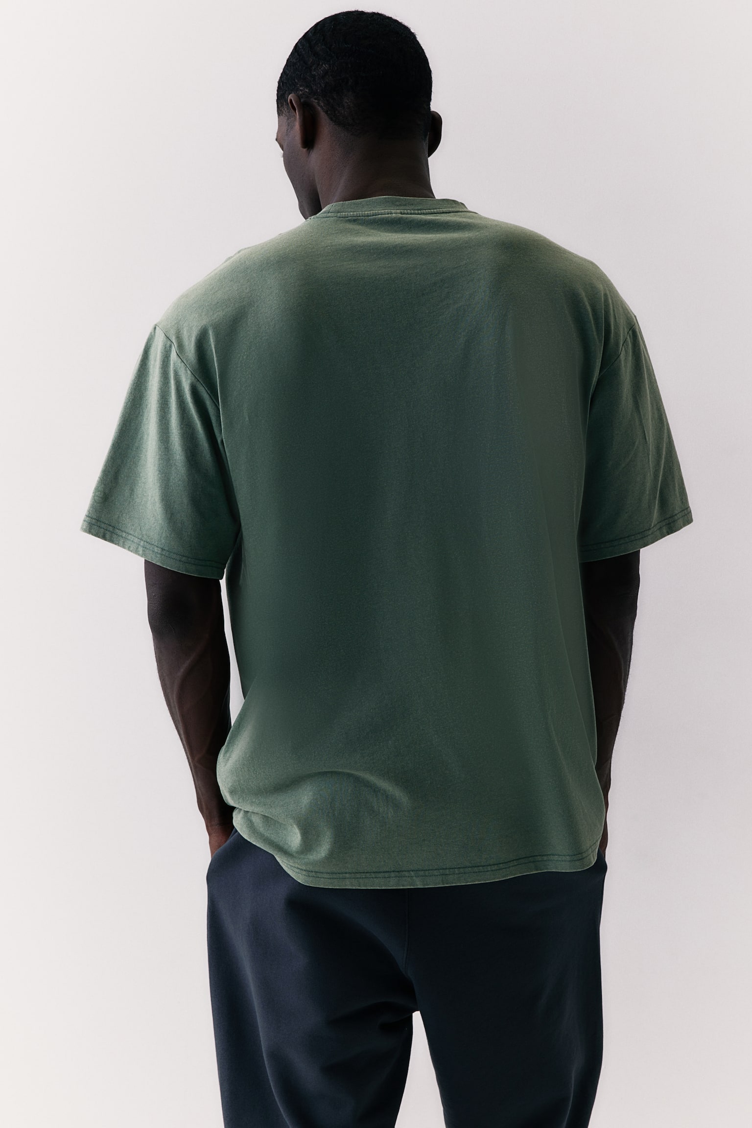 Loose Fit Activewear Tee In DryMove™ - Khaki green/Black/Marbled/Black/Paris/White/Paris/Black/Pattern/White/More Gains/Black/Worn out/White/Slice It/Black/Tennis ball/Black/Khaki green/Training/Black/Training/White/Black - 5