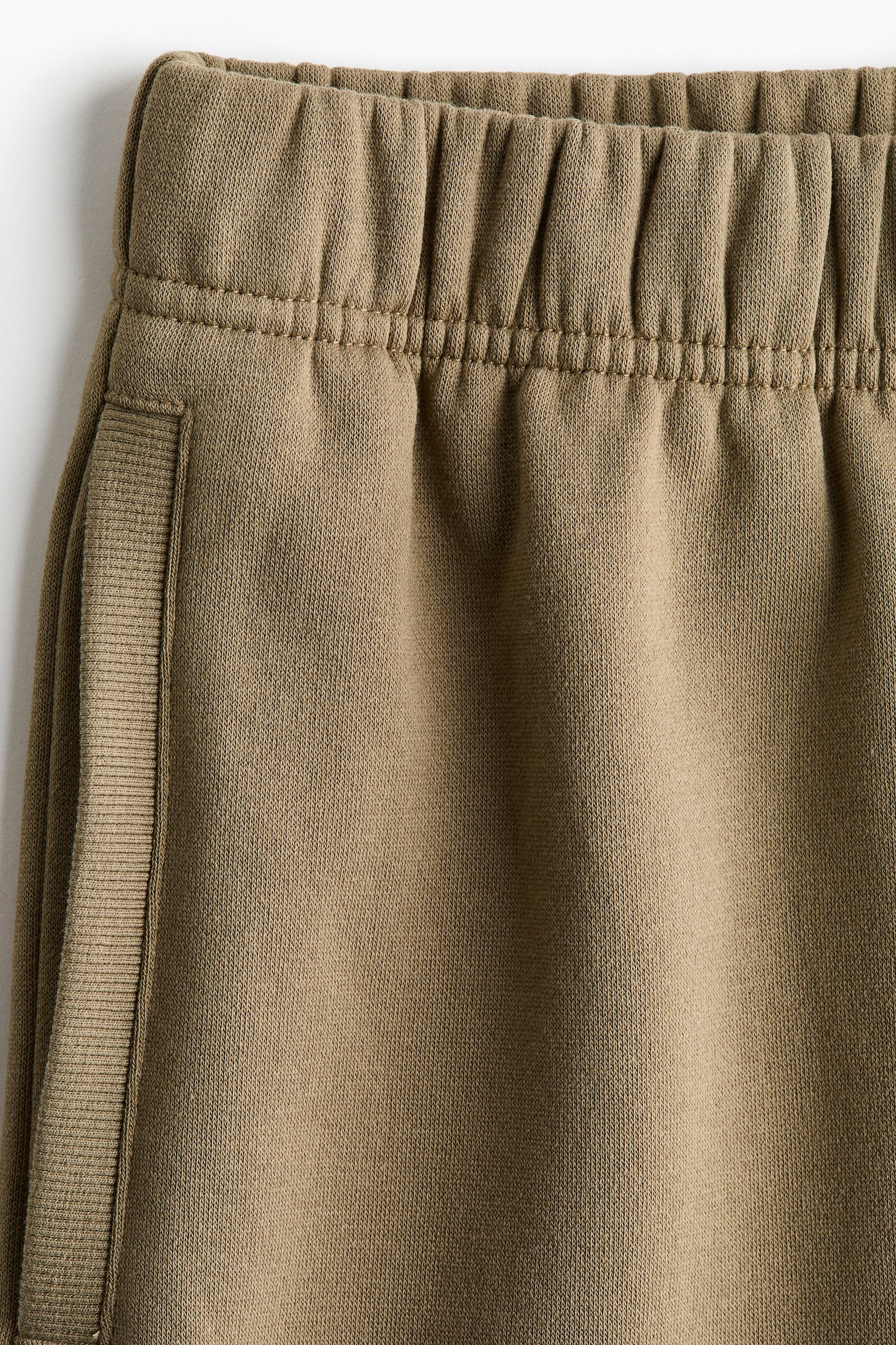 Quần short nỉ - Màu xanh kaki - 2
