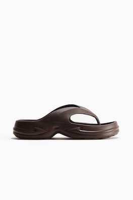 Chunky flip-flops