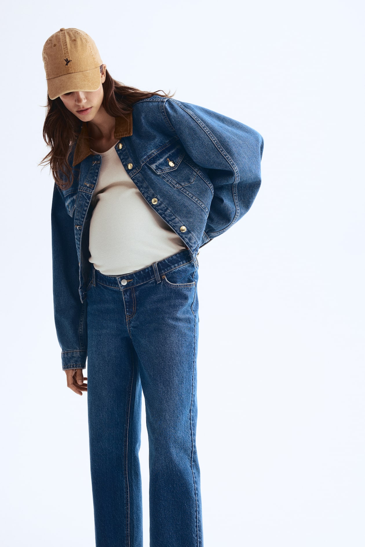 MAMA Before & After Straight Low Ankle Jeans - image 2