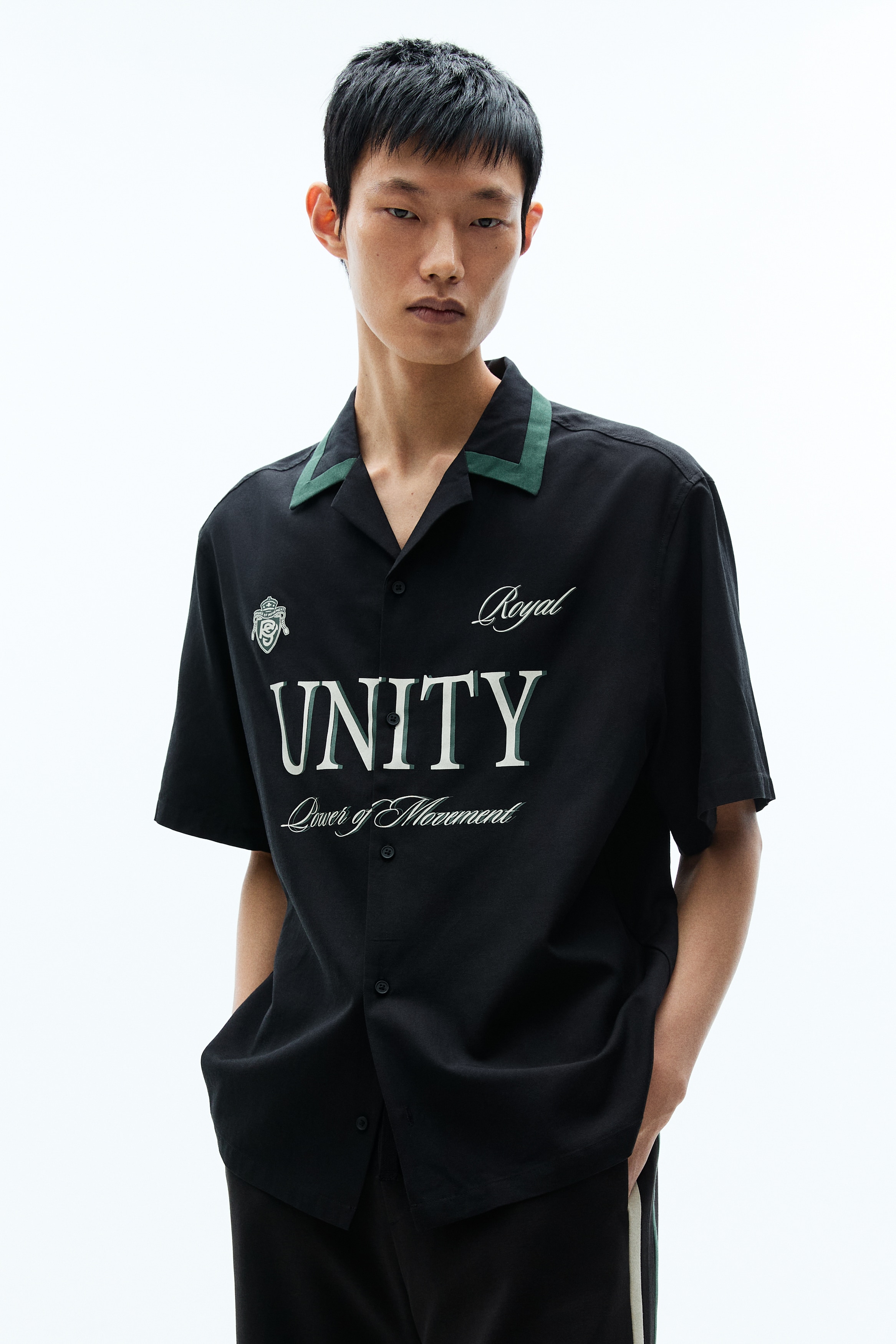 Loose-Fit Printed Resort Shirt - Black/Unity/Light beige/Always Powerful/Red/patterned