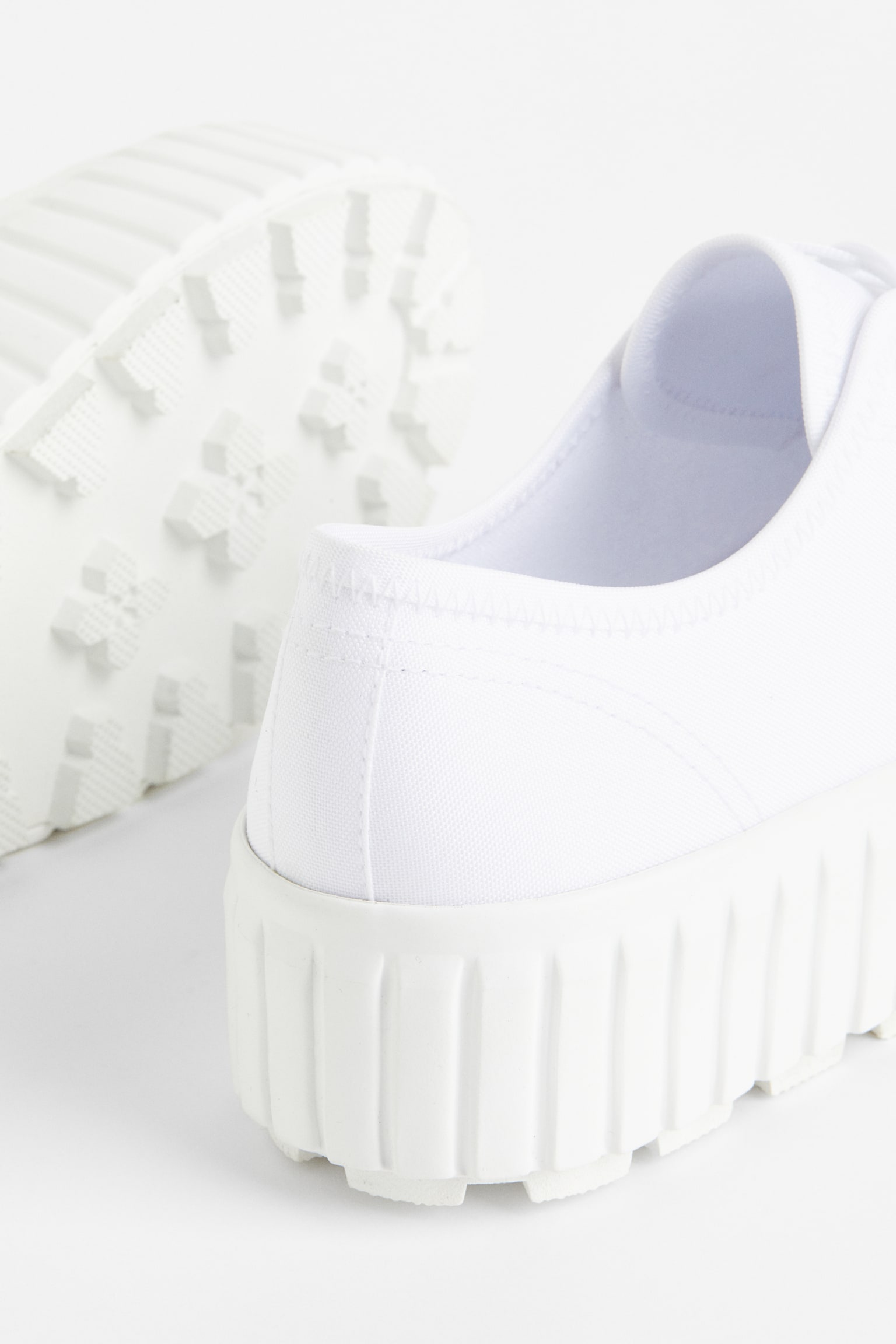 Chunky Platform Sneakers - White/Light blue - 4