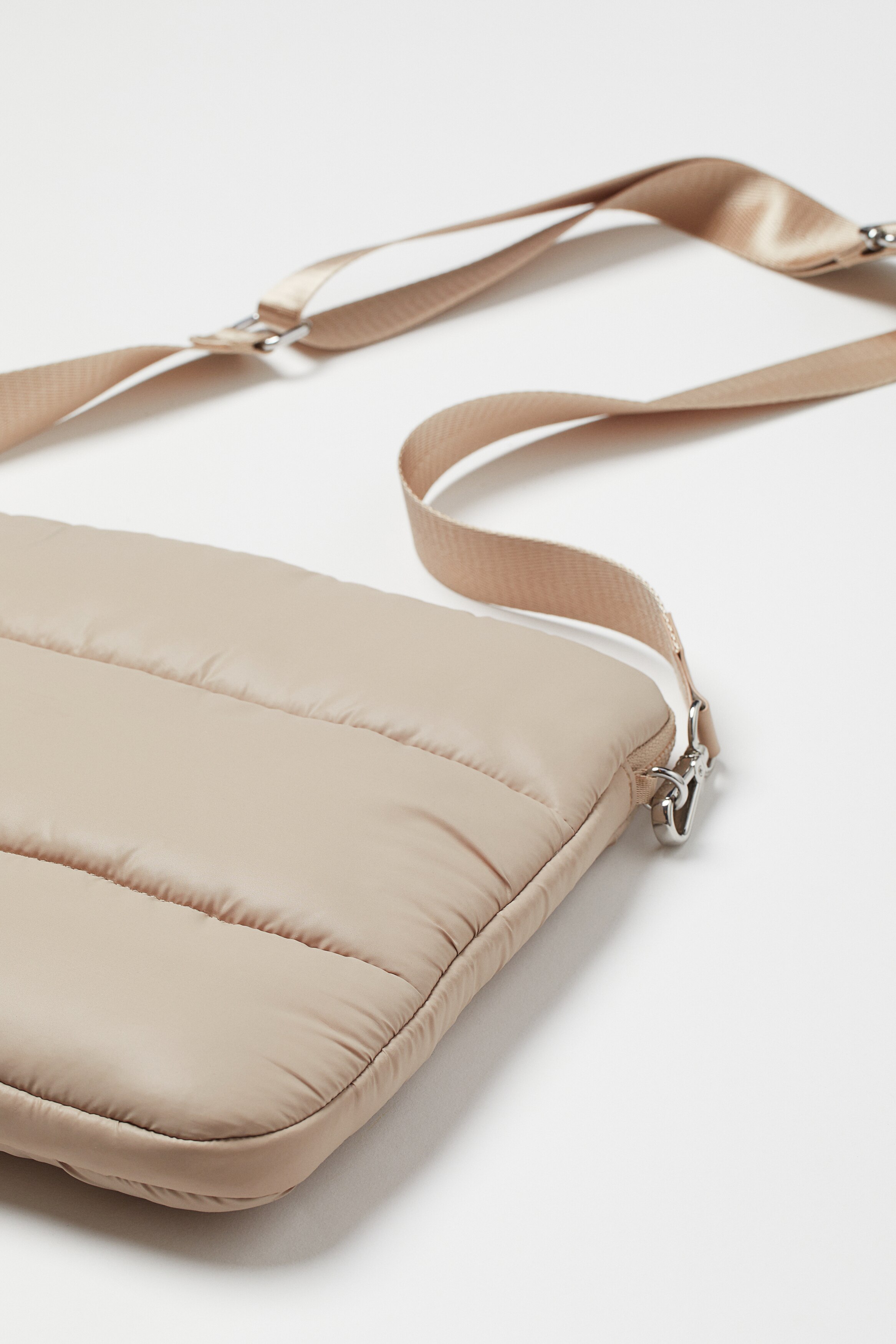 パッデッドノートパソコンケース - ライトベージュ - レディース