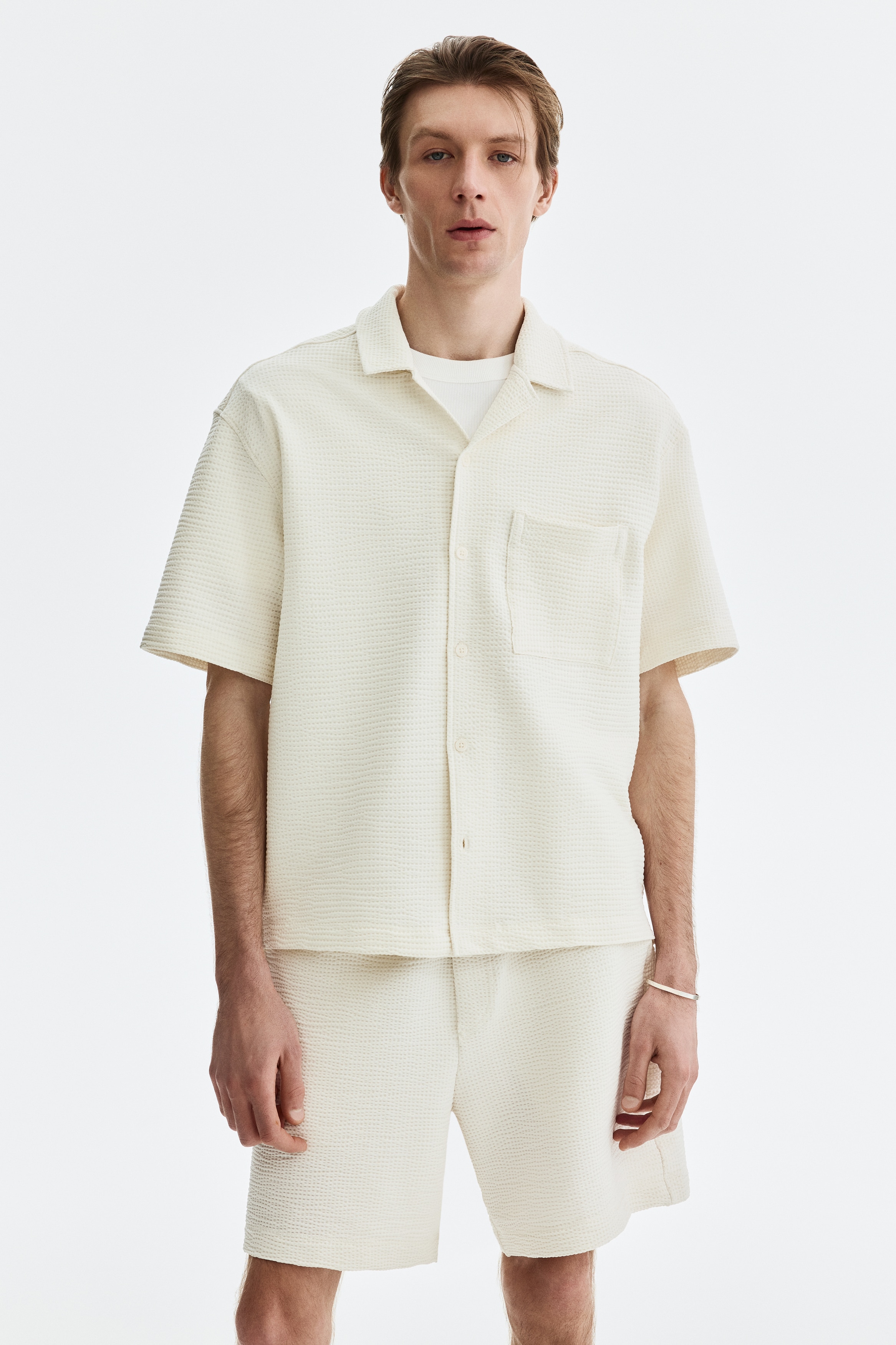 Relaxed-Fit Waffled ShortsModel