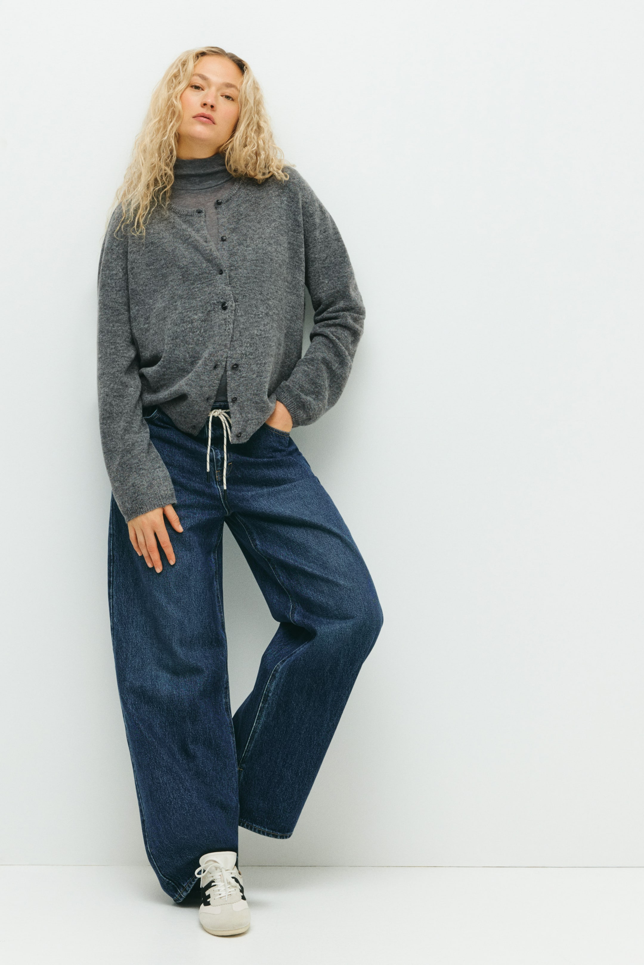 Ingrandisci l'immagine: MAMA Cardigan in maglia fine - Grigio scuro mélange - DONNA | H&M CH 3