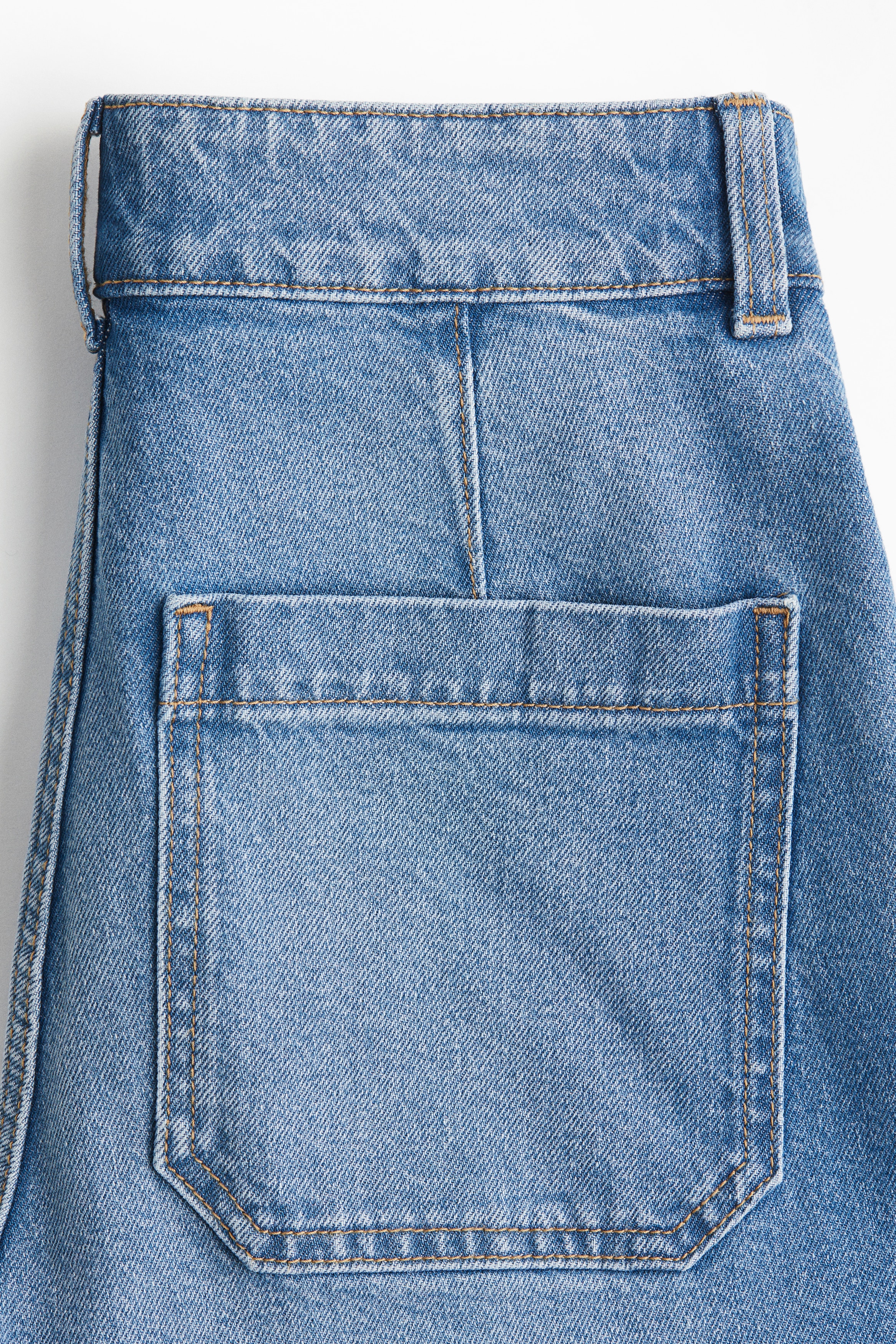 Wide High Ankle Jeans