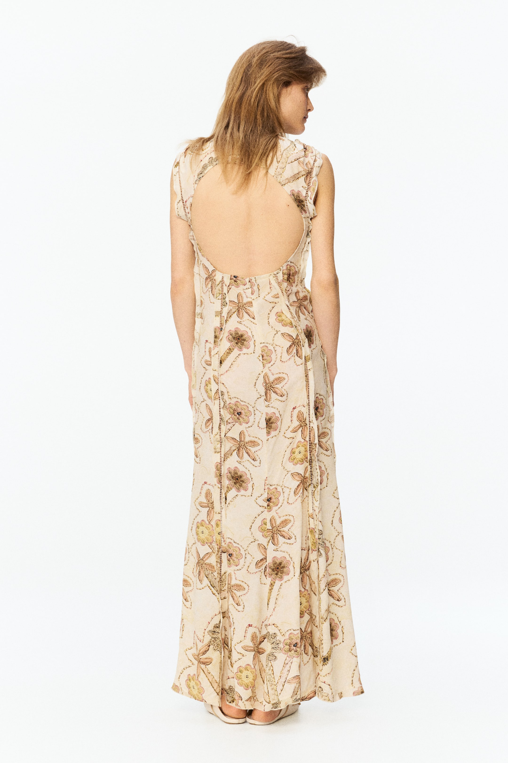 Floral-Print Open-Back Dress with Ruffles