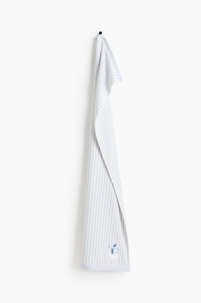 Embroidered-Detail Bath Towel - Light blue/airplane - 1