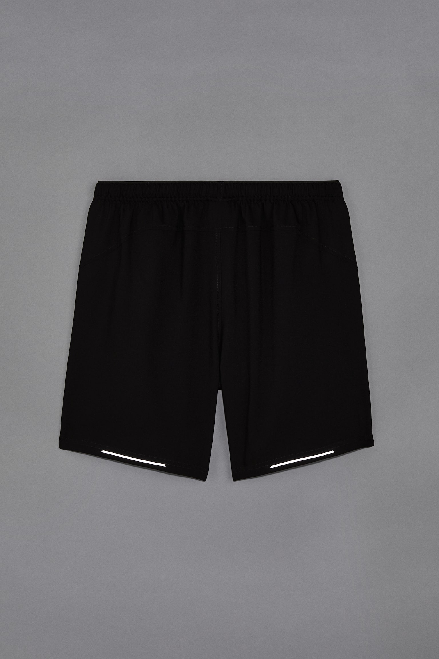 Mid-length running shorts - Black - 4