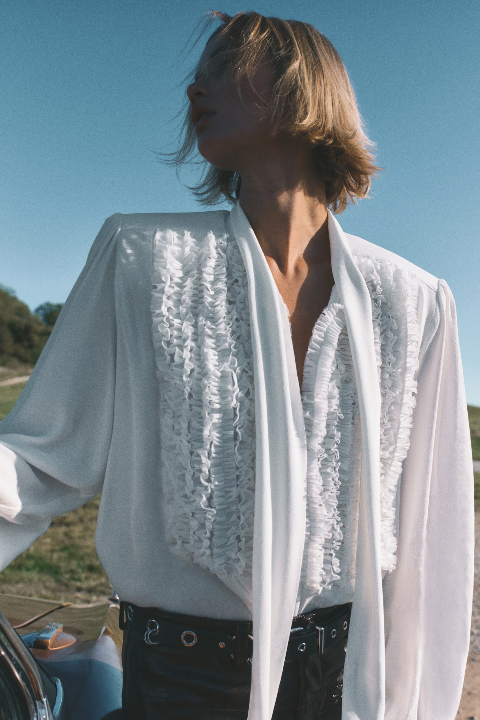 Oversized bow-collar blouse - White - 5