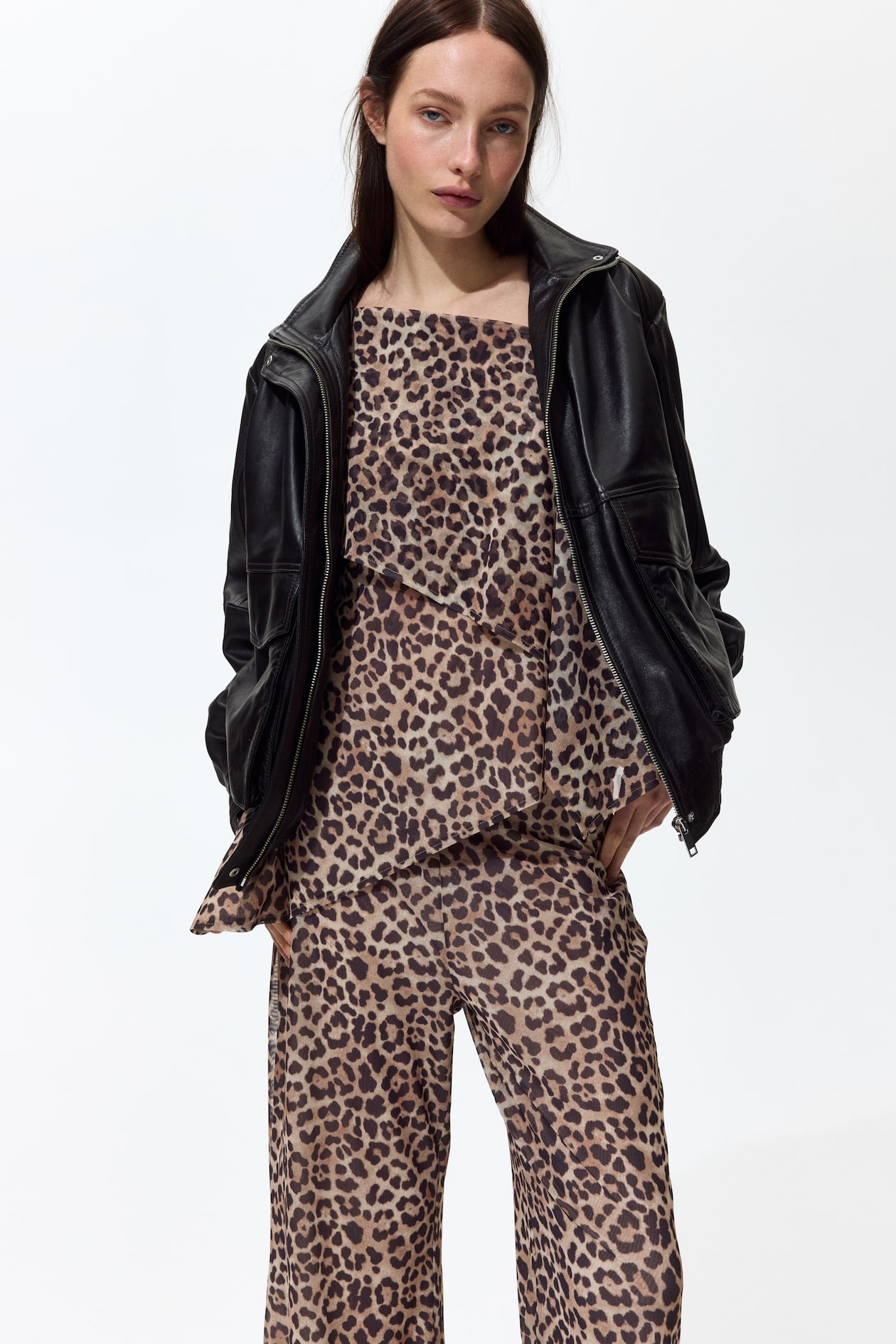 Mesh Pull-On Pants - image 5