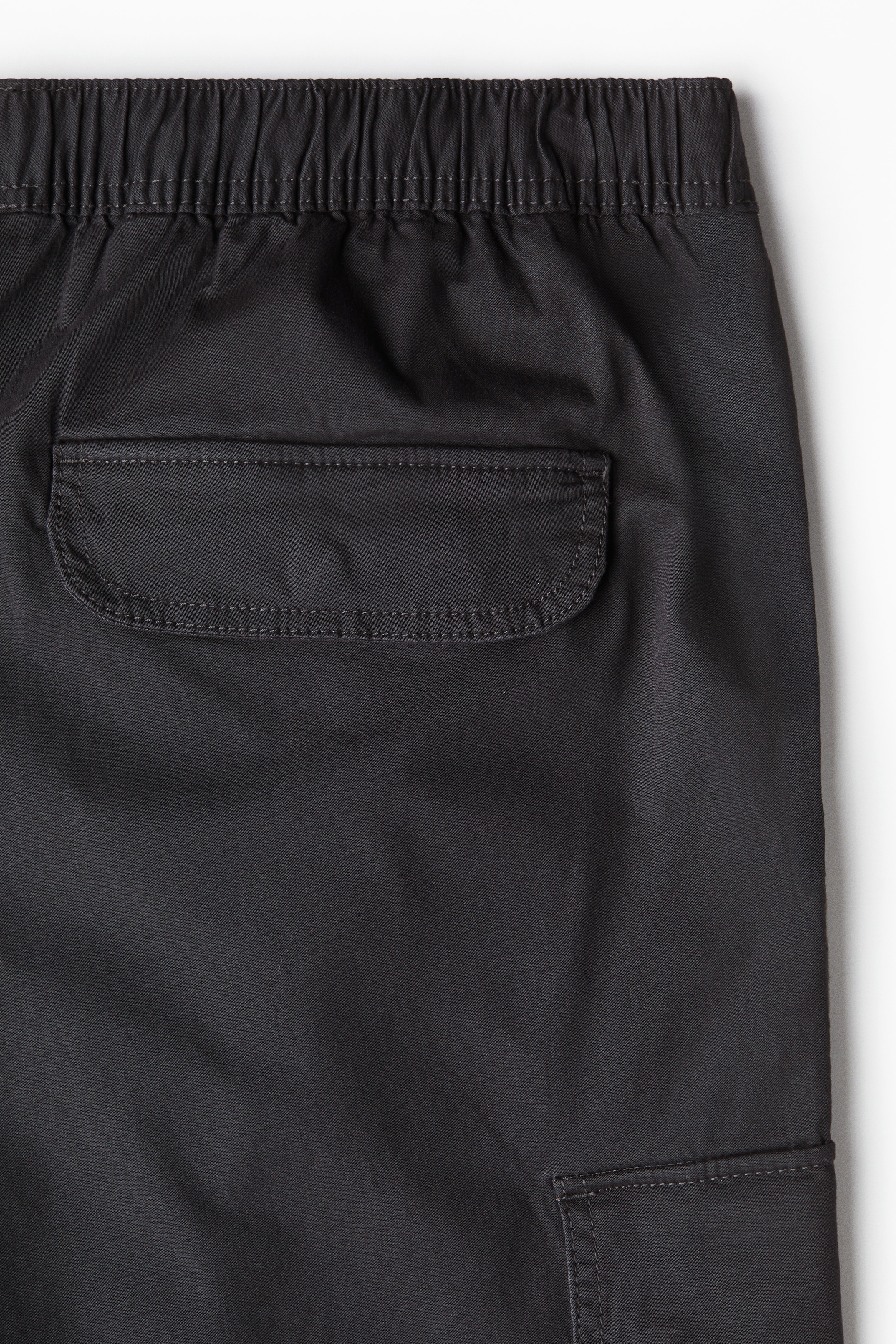 Loose Fit Cargo trousers