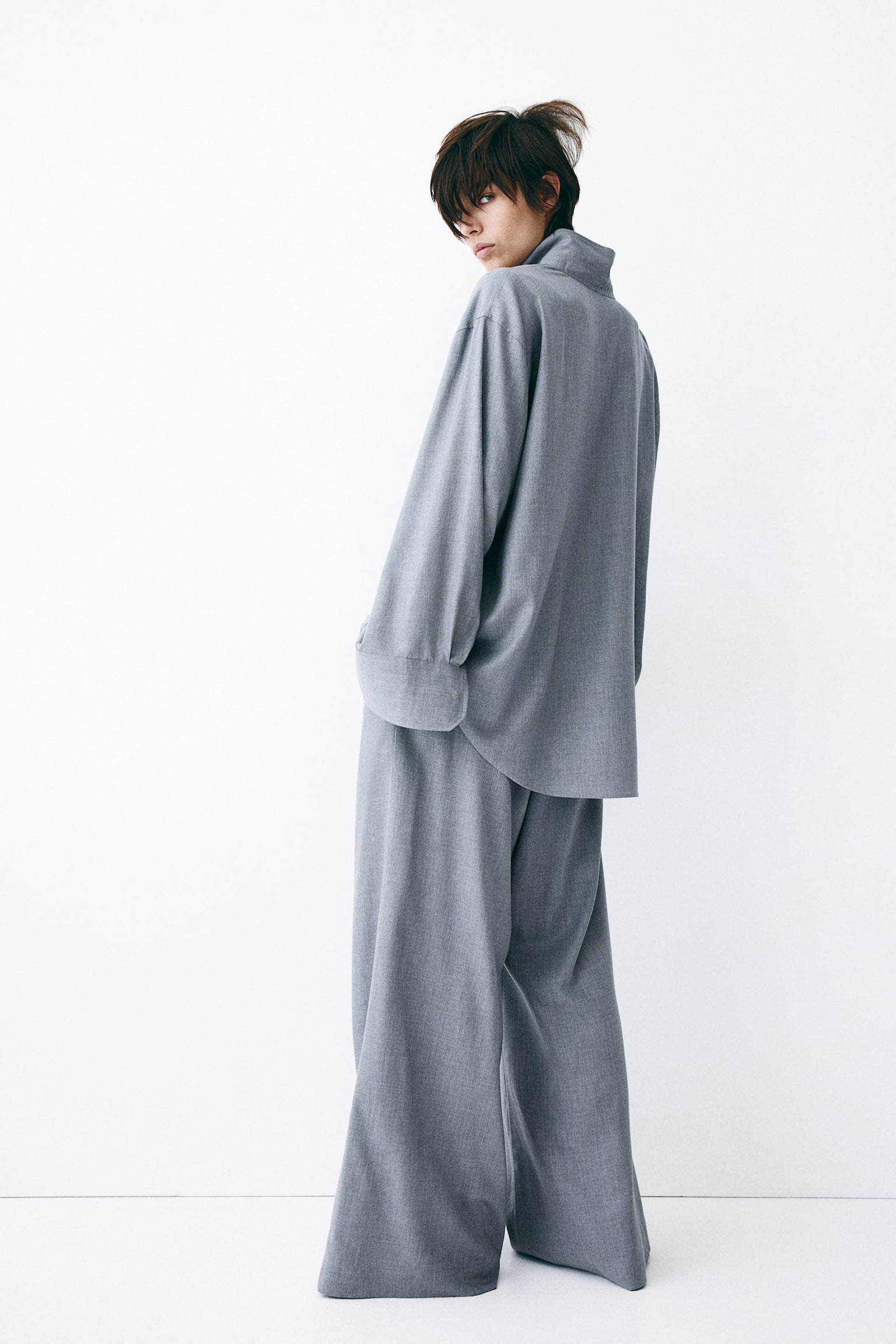 Flared lyocell trousers - Grey - 4