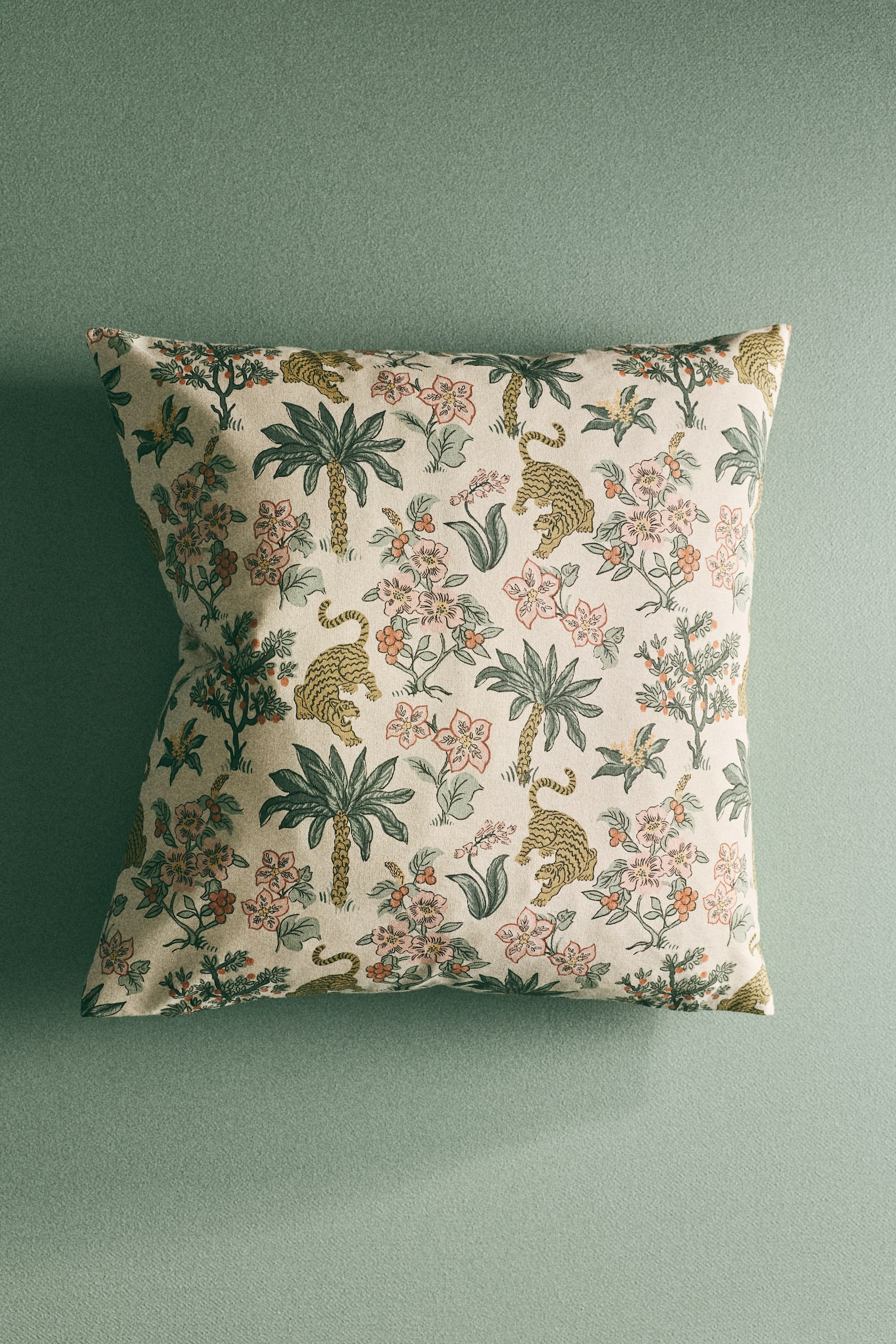 Patterned cushion cover - Light beige/Patterned/Light beige/Pink floral/Light beige/Floral/Light beige/Floral/Multicolour/Floral/Light beige/Lemons/Light beige/Oranges - 2