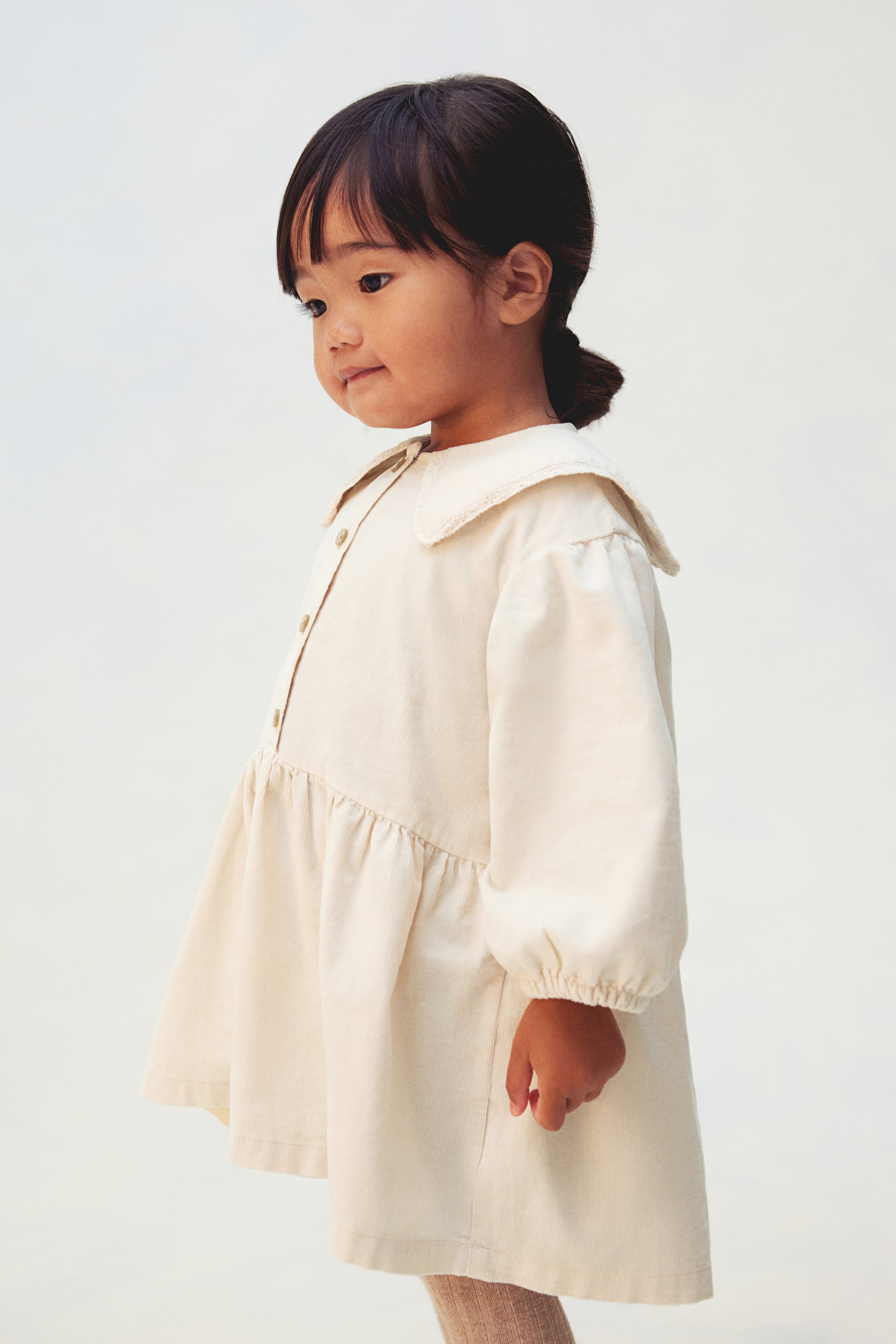 Corduroy cotton dress - Light beige - Kids | H&M GB 1