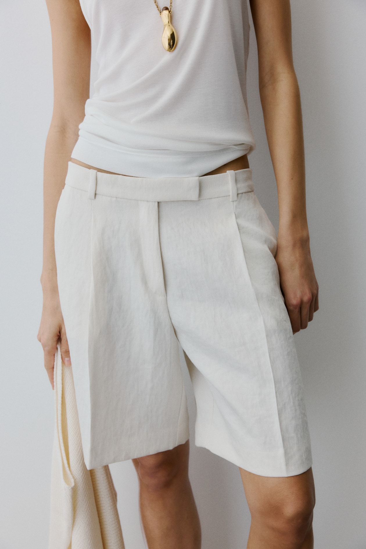 Bermuda Shorts - image 5
