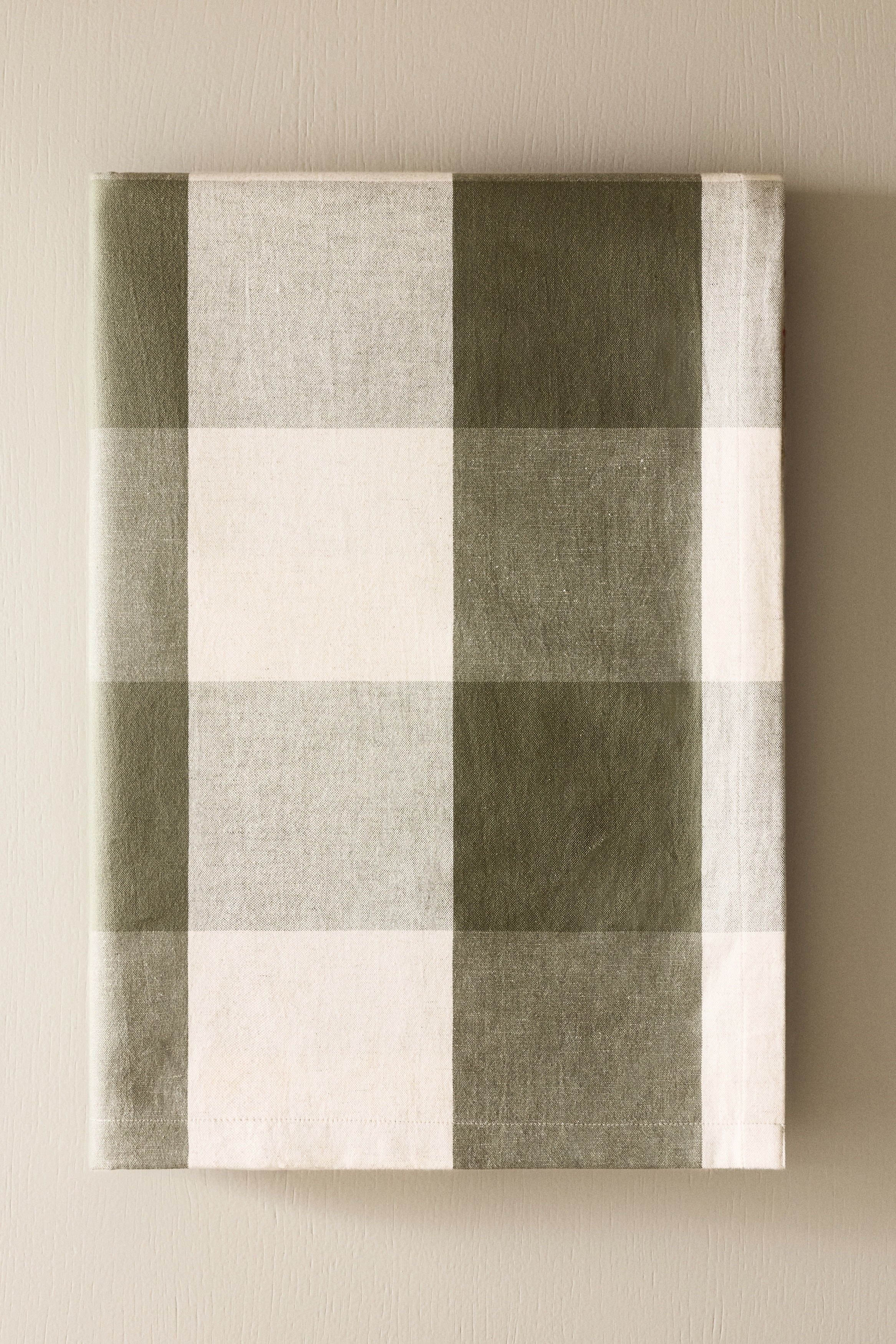 Tovaglia in misto lino - Verde kaki/quadretti vichy/Giallo/righe/Giallo/quadretti vichy/Beige/righe/Marrone scuro/righe/Verde kaki/righe/Rosa chiaro/righe/Marrone scuro/quadretti vichy/Arancione/quadretti vichy/Rosa chiaro/quadretti vichy/Arancione/righe/Beige/quadretti vichy