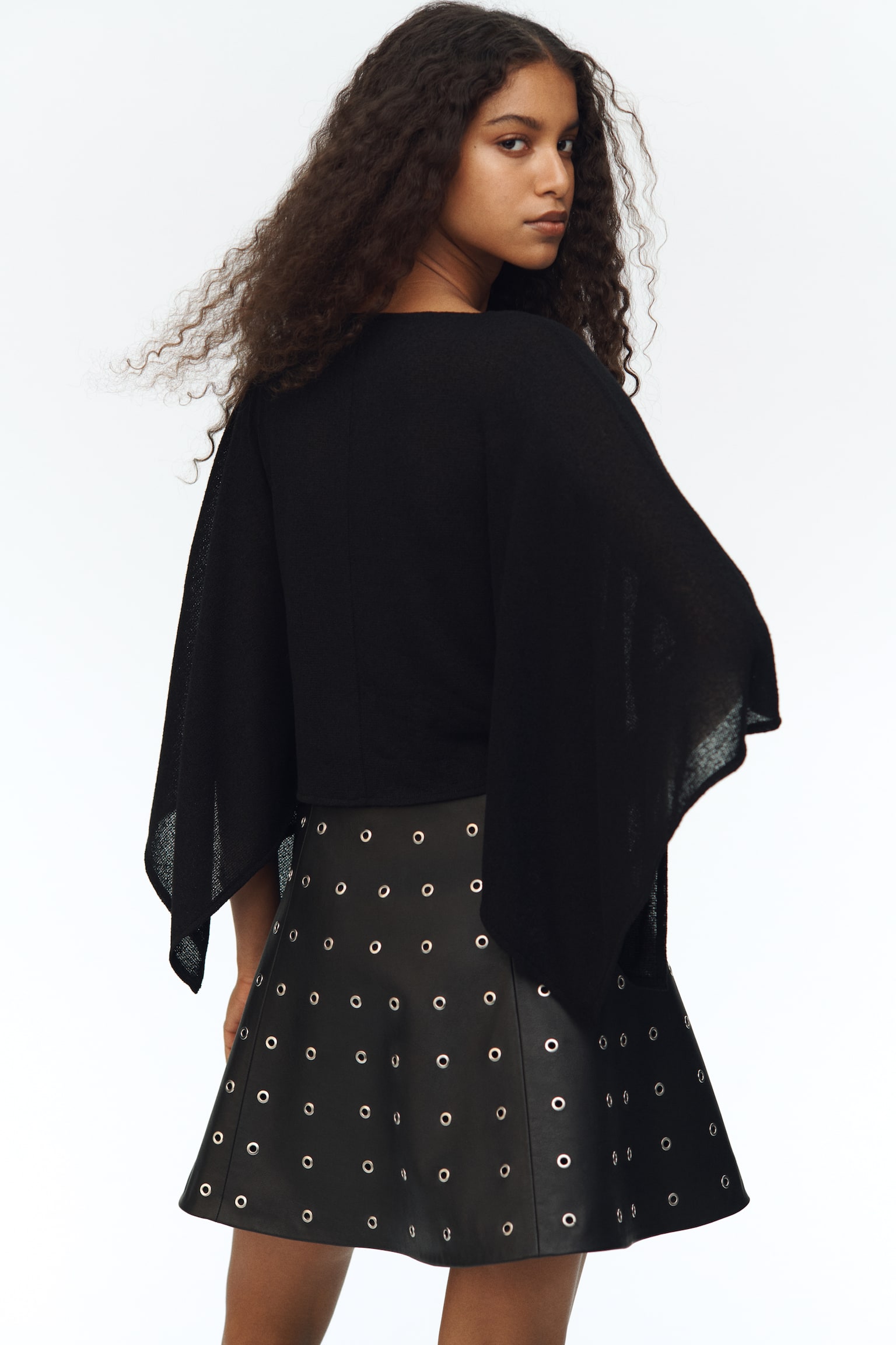 Áo choàng - Màu đen/Màu be/Màu kem - 3