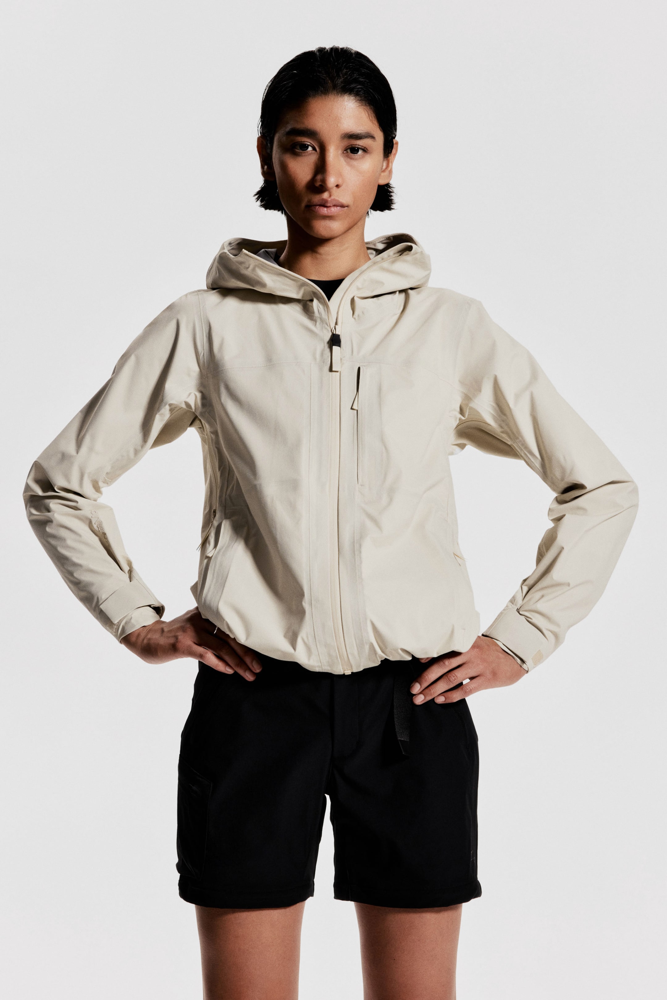 Lightweight 3-layer shell jacket with StormMove™