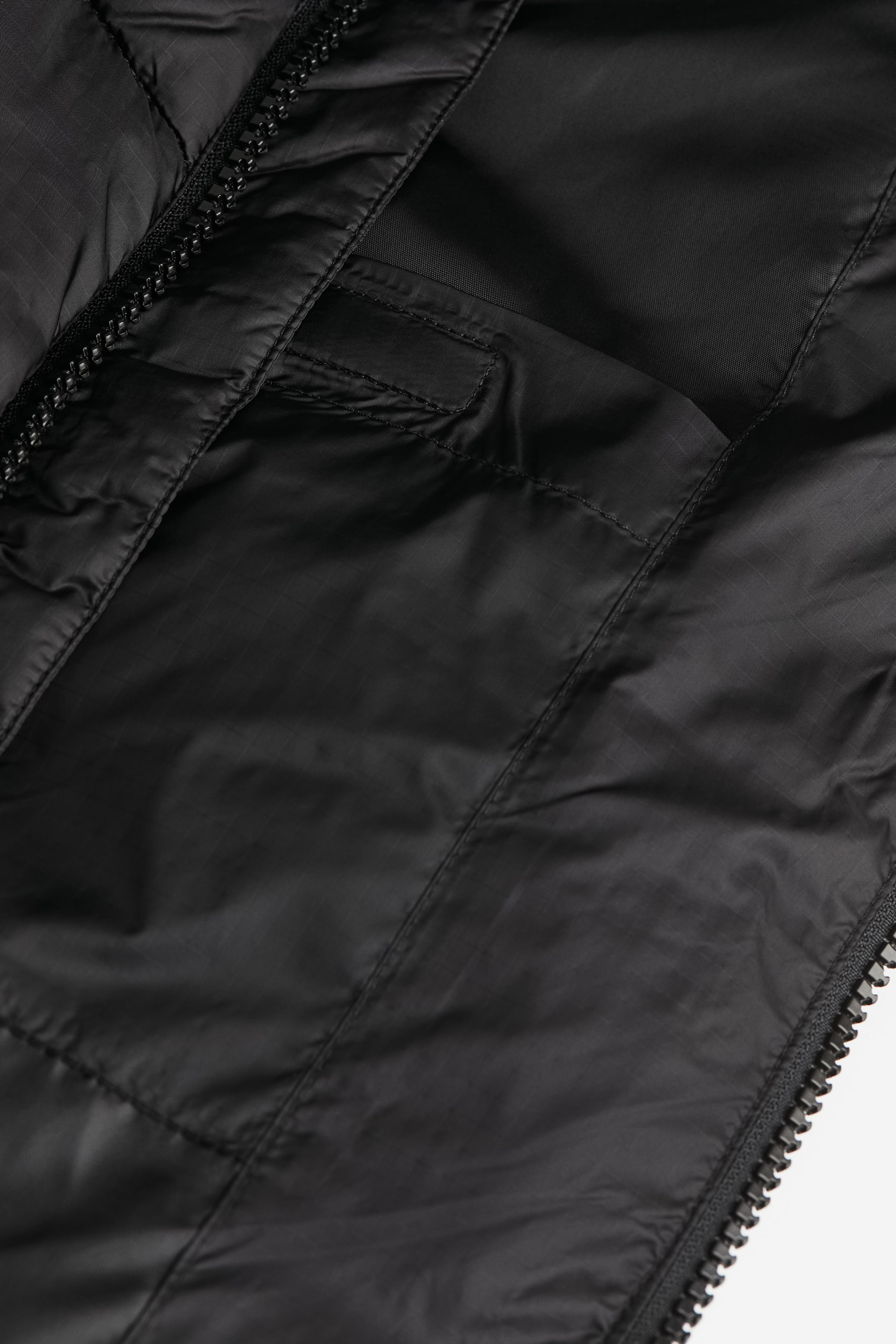 Loose Fit Water-repellent puffer jacket - Black - Men | H&M GB