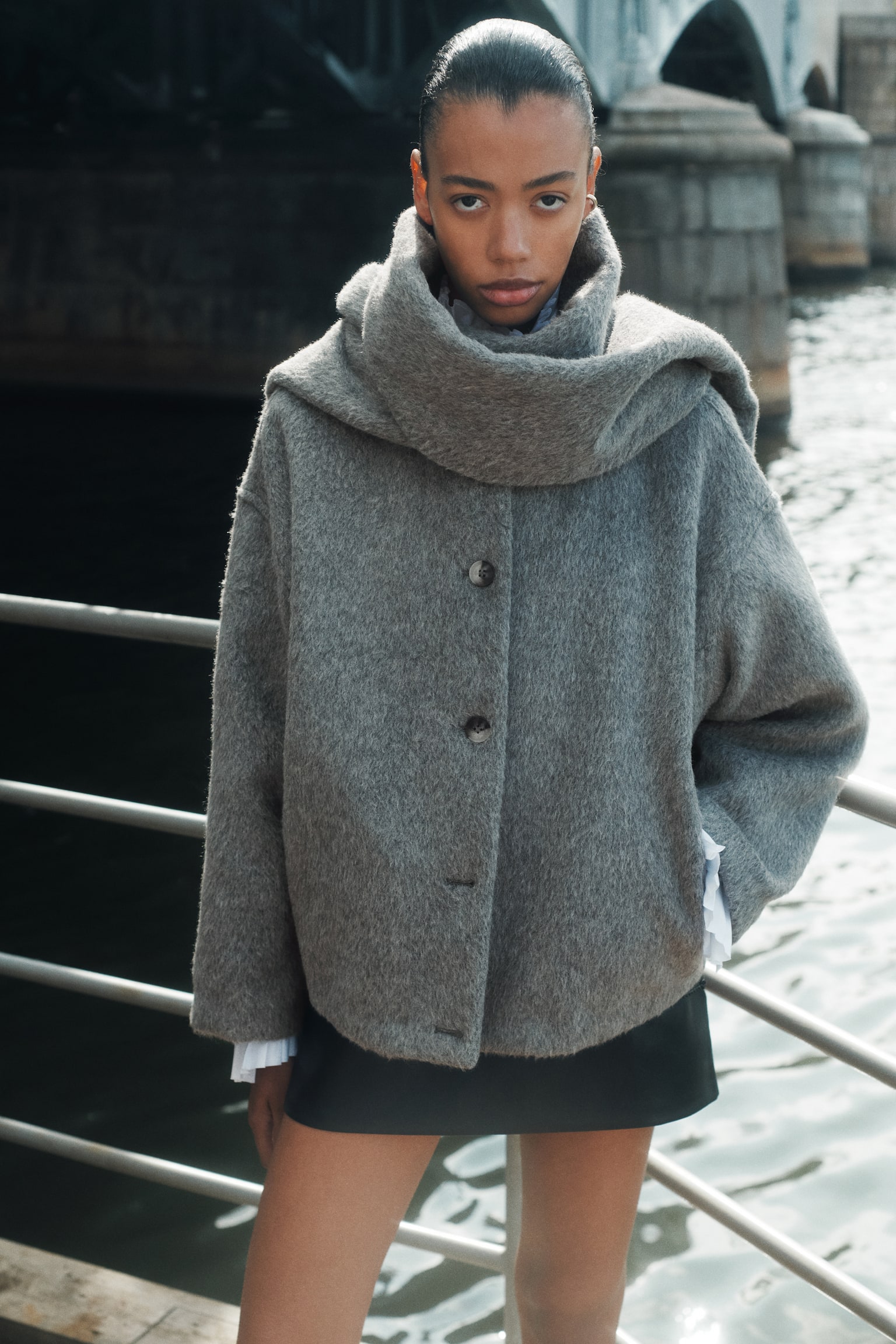 Женская куртка H&M Brushed Jacket with Scarf, цвет: Серый — фото 3