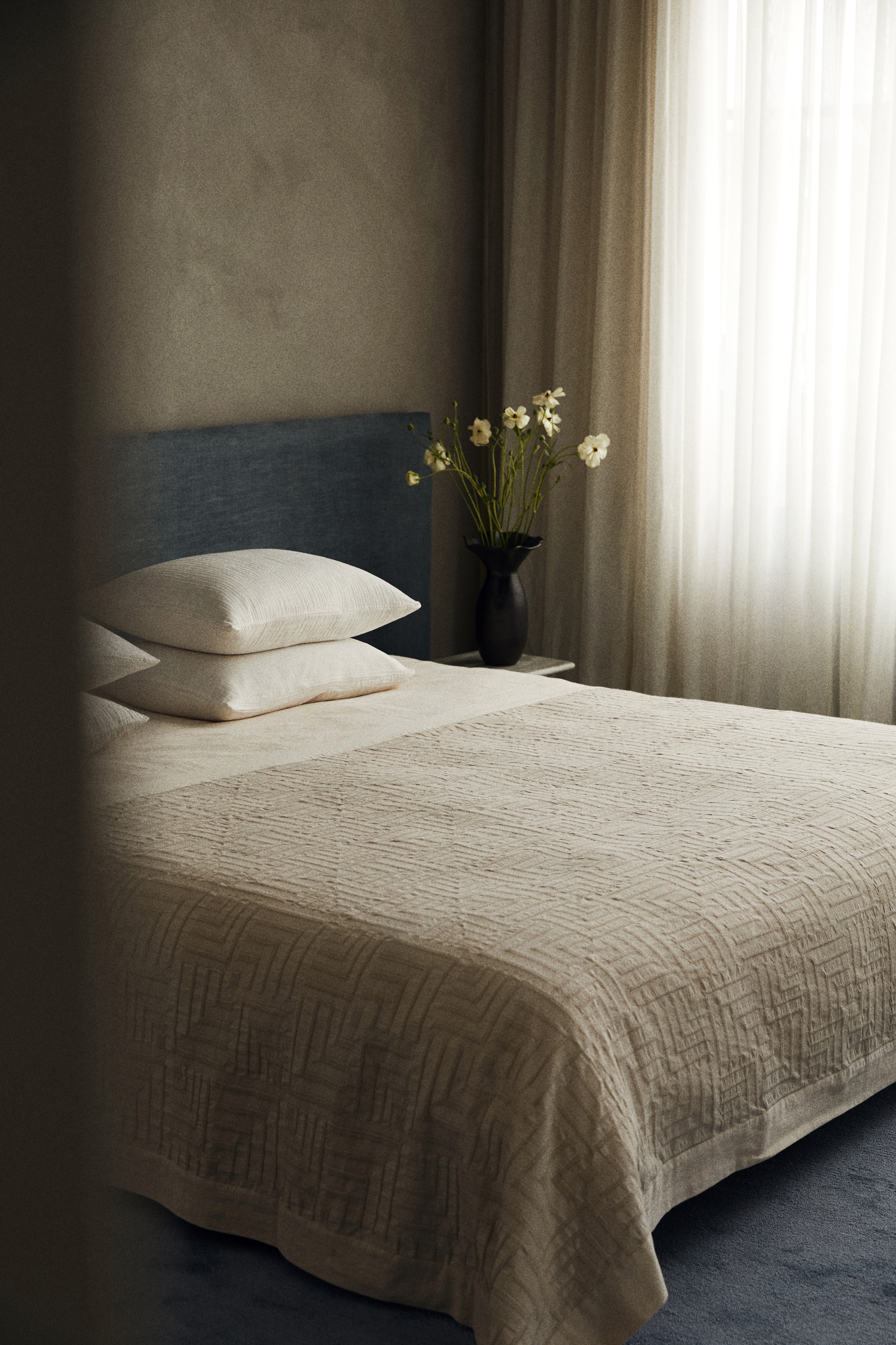 Jacquard-Weave Bedspread - Light beige