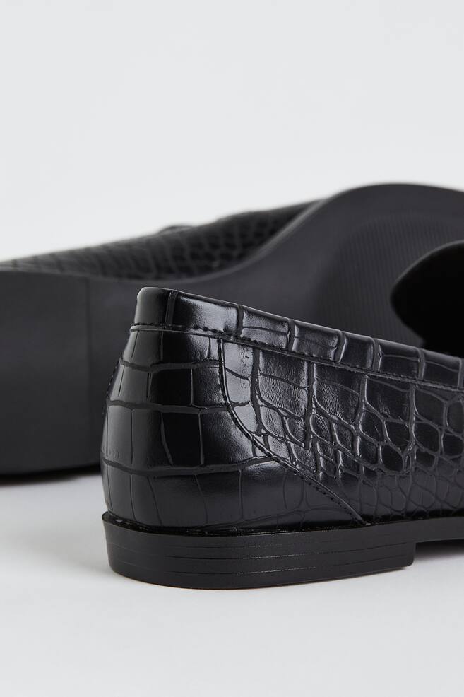 Chain-detail loafers - Black/Crocodile-patterned - 5