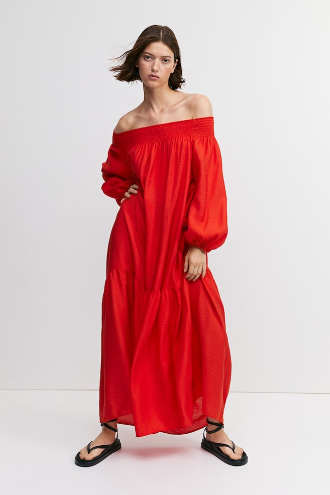 Oversized off-the-shoulder dress - Bright red/Black/Patterned - 1